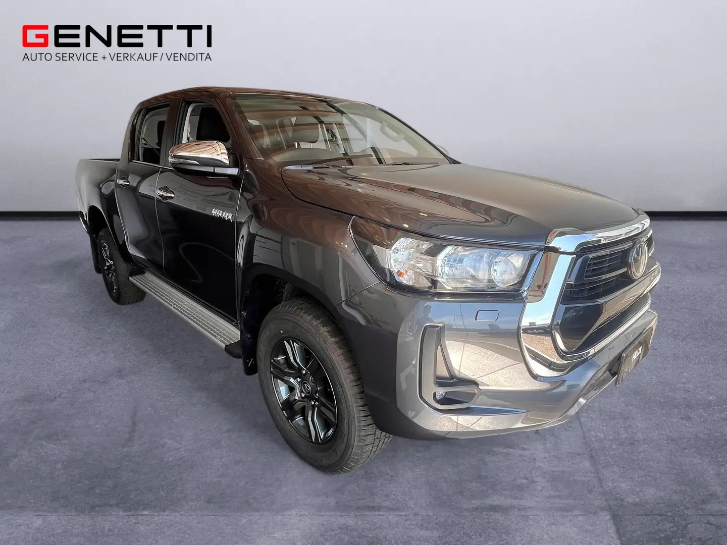 Toyota Hilux 2.8D LOUNGE 204CV MILD HYBRID CAMBIO AUTOMATICO Gris - 2