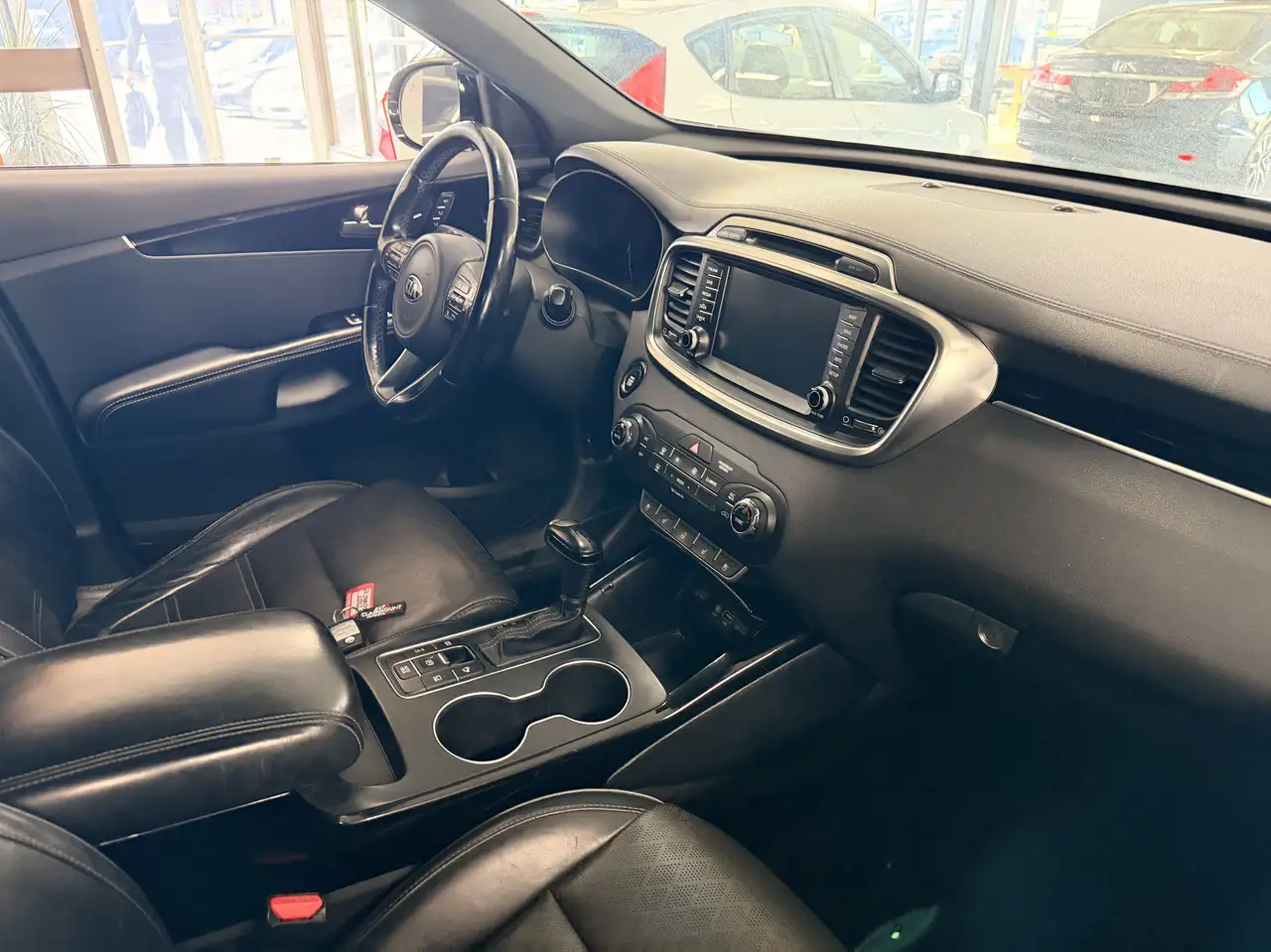 Kia Sorento снимка Kia Sorento