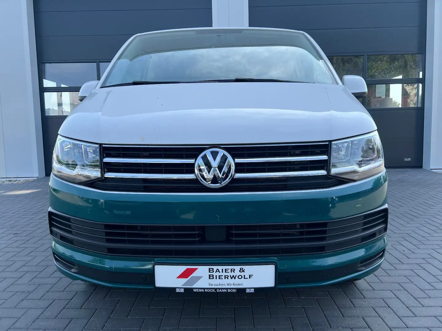 Volkswagen T6 Caravelle Comf. lang 150PS 9 Sitzer ACC DSG Weiß - 2