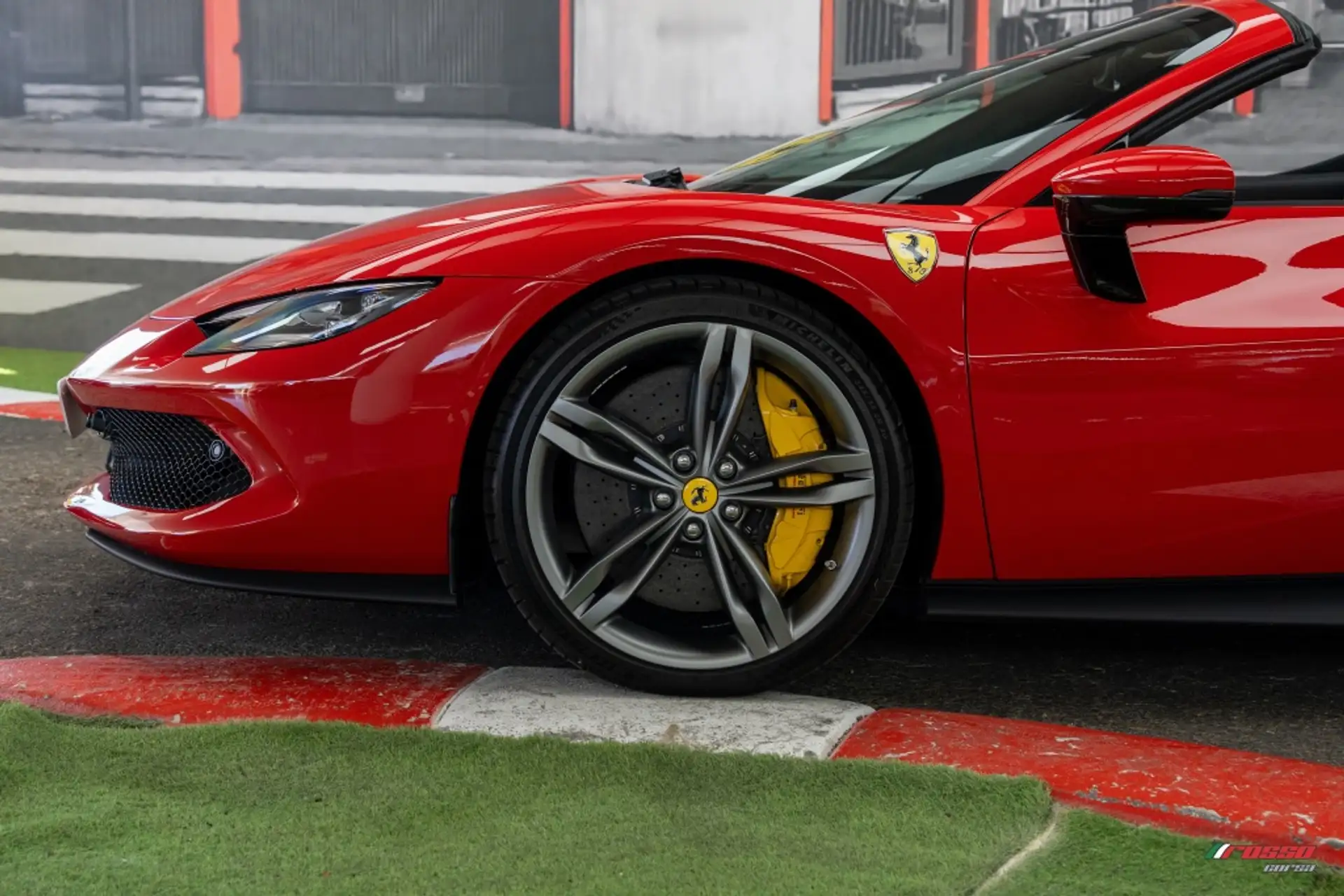 페라리 296 GTS 2024 빨강 사진 5