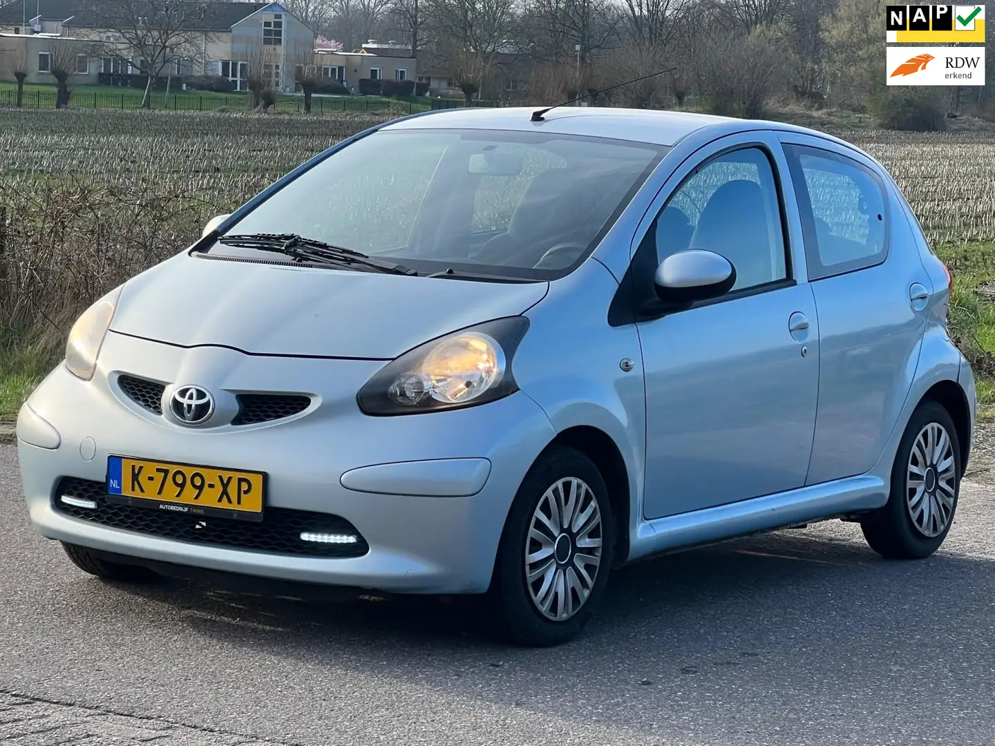 Toyota Aygo 1.0-12V AIRCO/LED/ELEKRAMEN/5D/ZEER NETJES/APK 30- Blue - 1