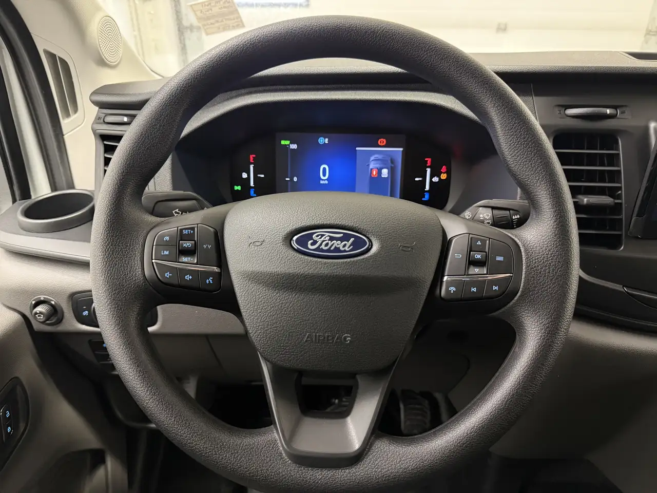 Ford E-Transit снимка Ford E-Transit