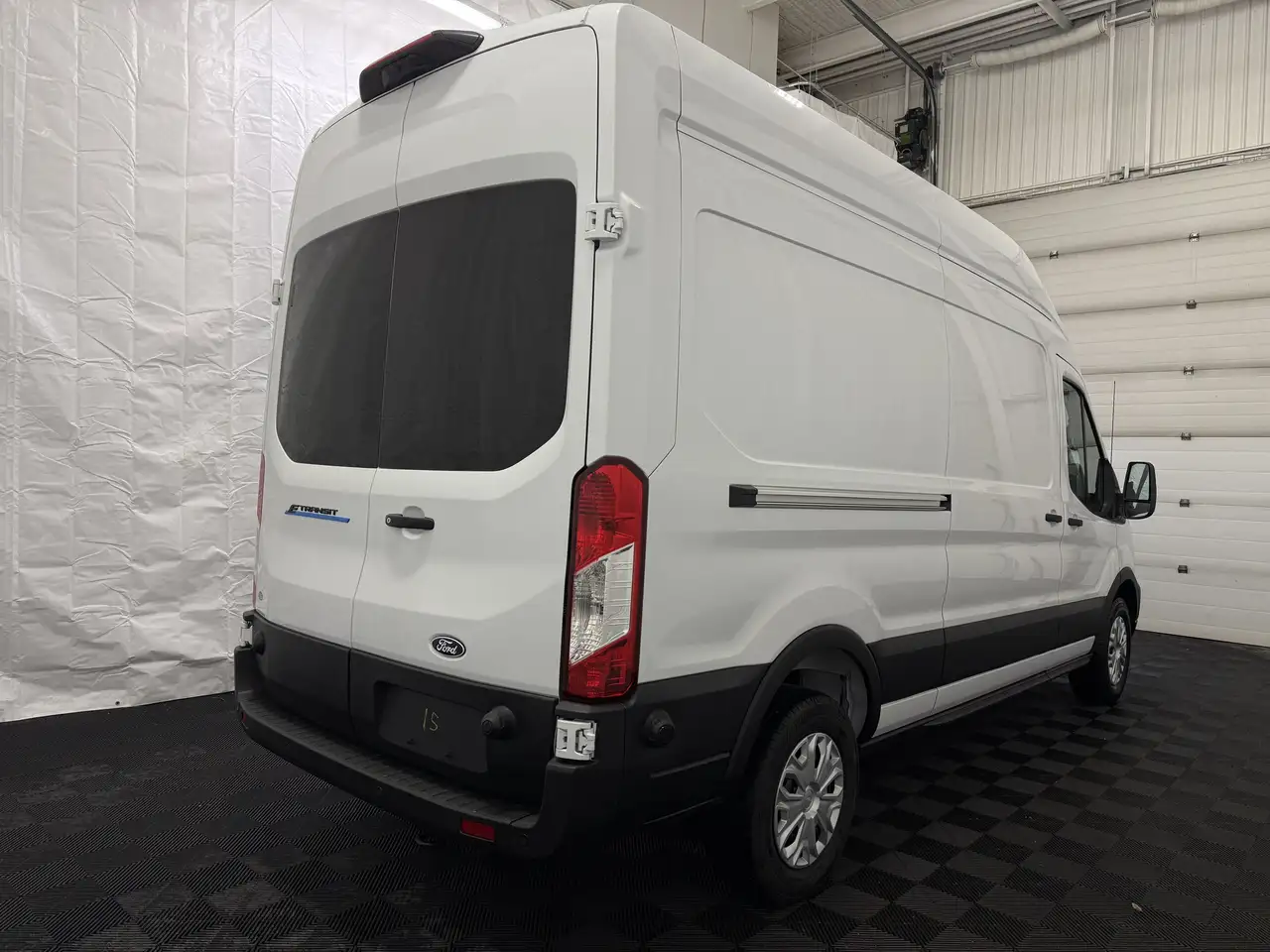 Ford E-Transit снимка Ford E-Transit