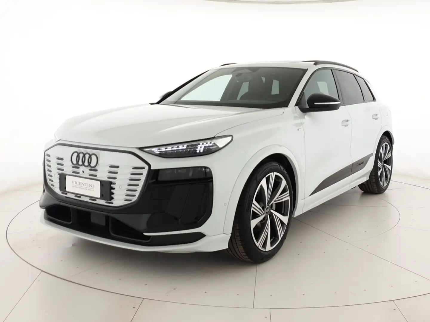 Audi Q6 326CV performance S line Edition Bianco - 1