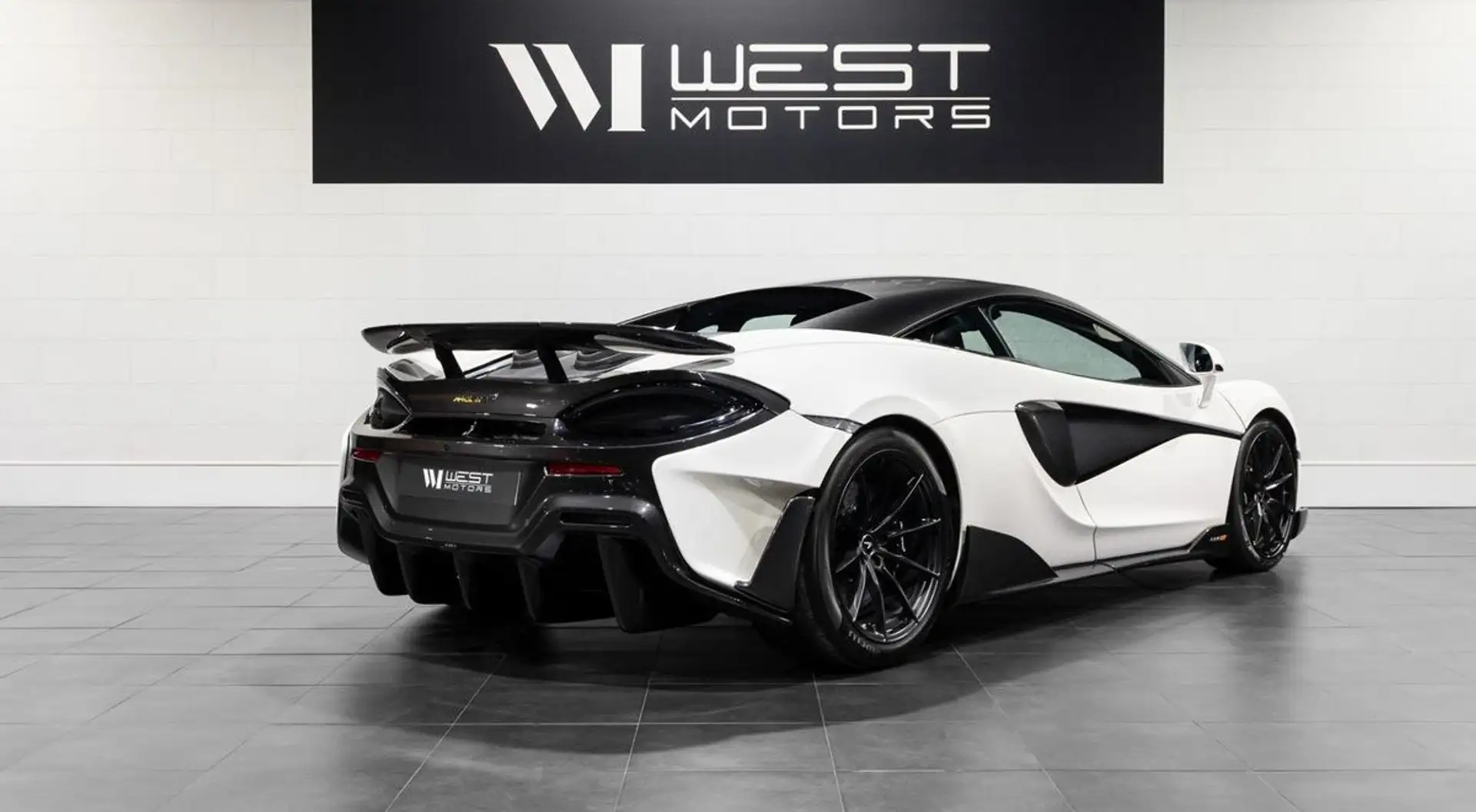 맥라렌 600LT 2019 흰색 사진 4