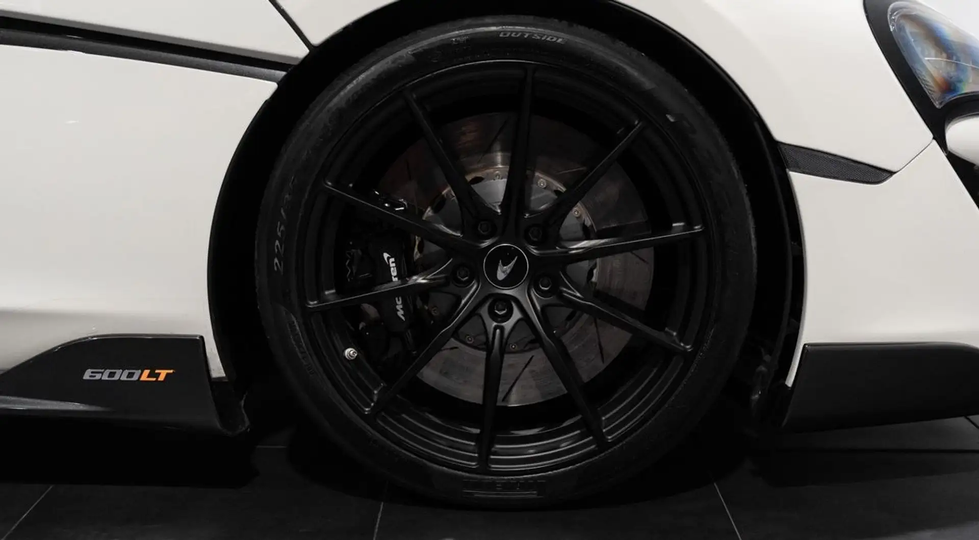 맥라렌 600LT 2019 흰색 사진 8