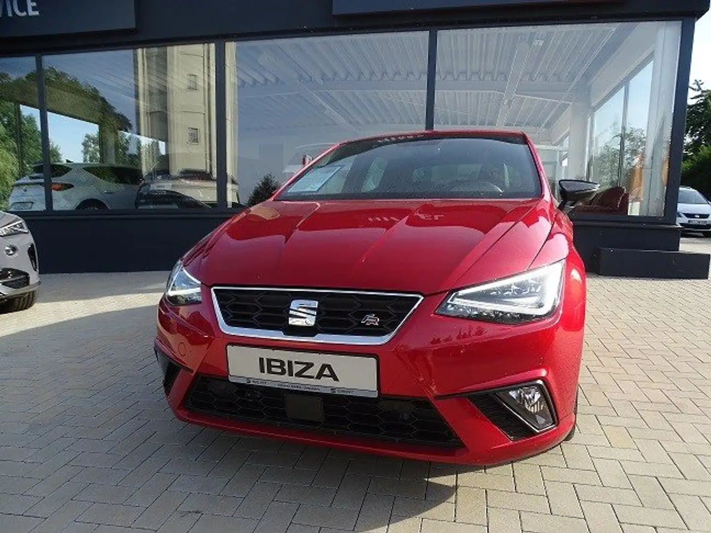 SEAT Ibiza TGI FR+Navi+SHZ+LED-Scheinwerfer+Kamera+Gas Rosso - 1