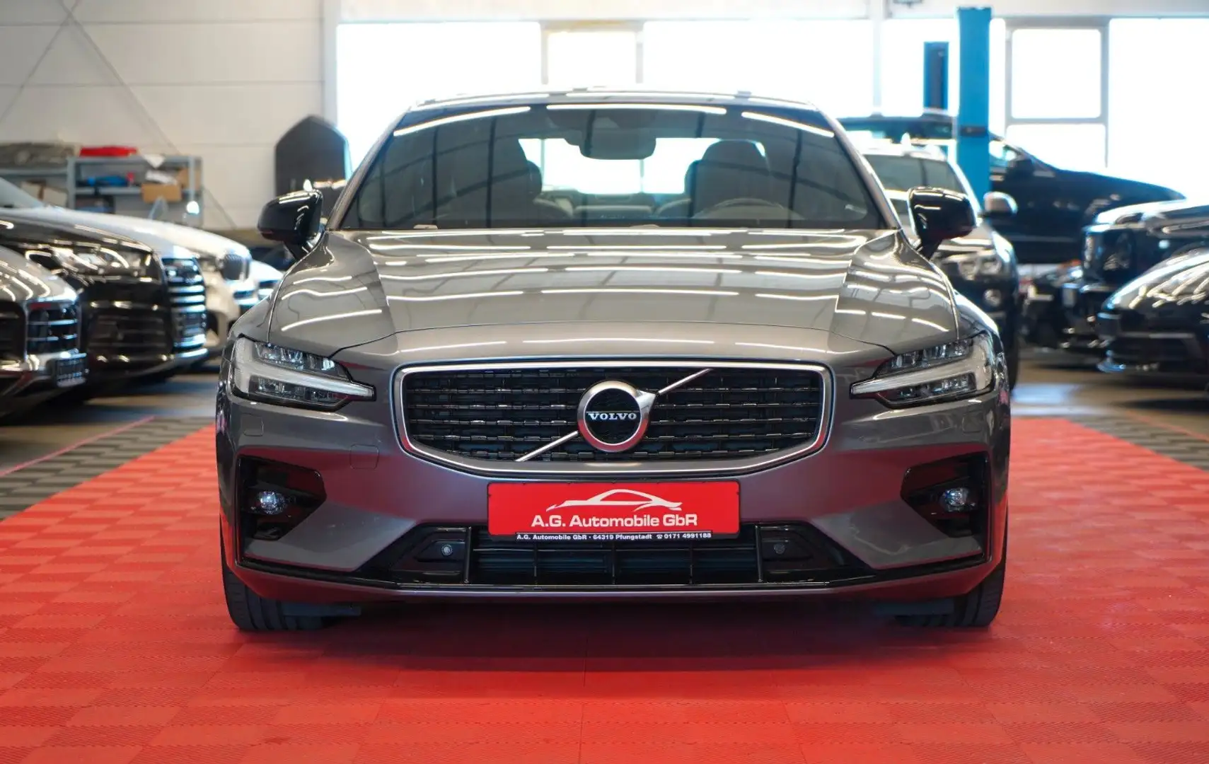 Volvo S60 T5 2.0 R Design 2.Hand*LED*Acc*Rückfahk*Navi Gris - 2