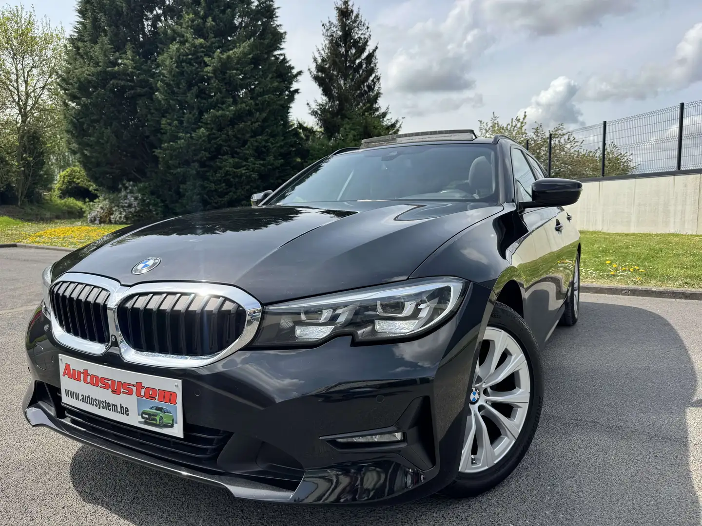 BMW 318 Touring dAutomatique*EU6d-TEMP*Garantie 1an* Noir - 1
