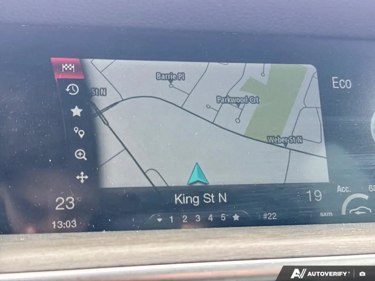 Alfa Romeo Stelvio снимка Alfa Romeo Stelvio