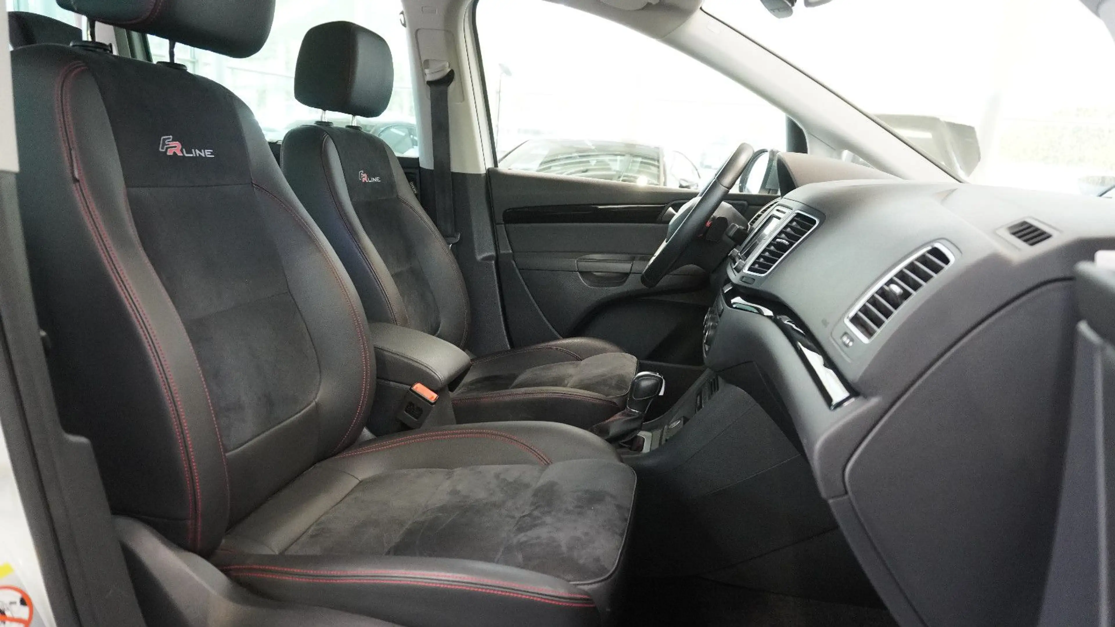SEAT Alhambra FR-Line Allrad*STHZ*AHK*7SITZE — photo 9