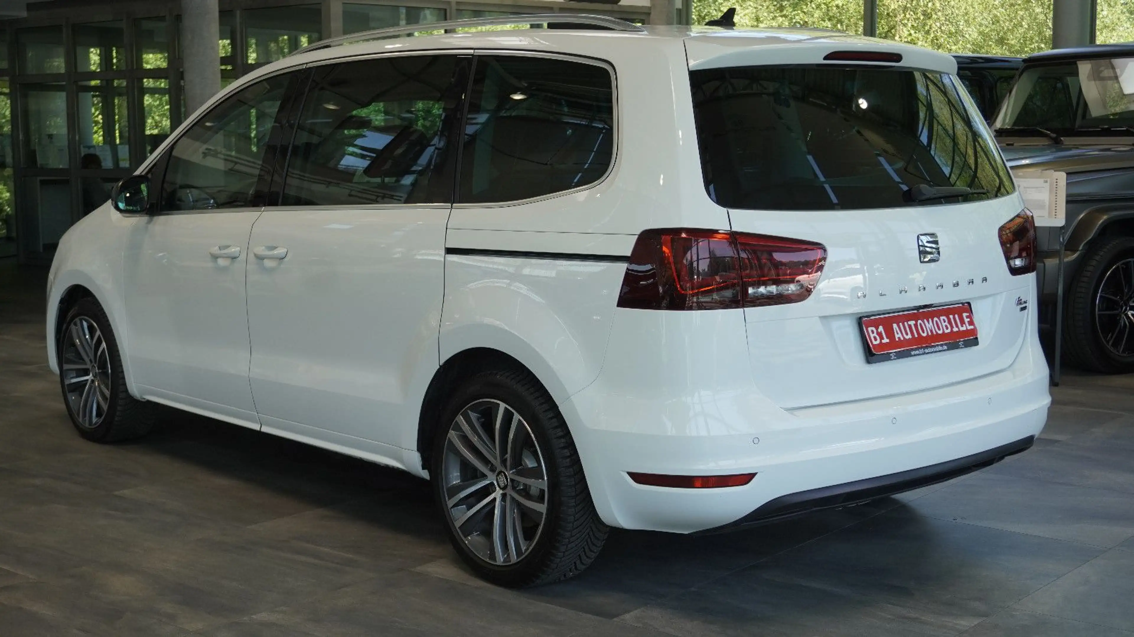 SEAT Alhambra FR-Line Allrad*STHZ*AHK*7SITZE — photo 6