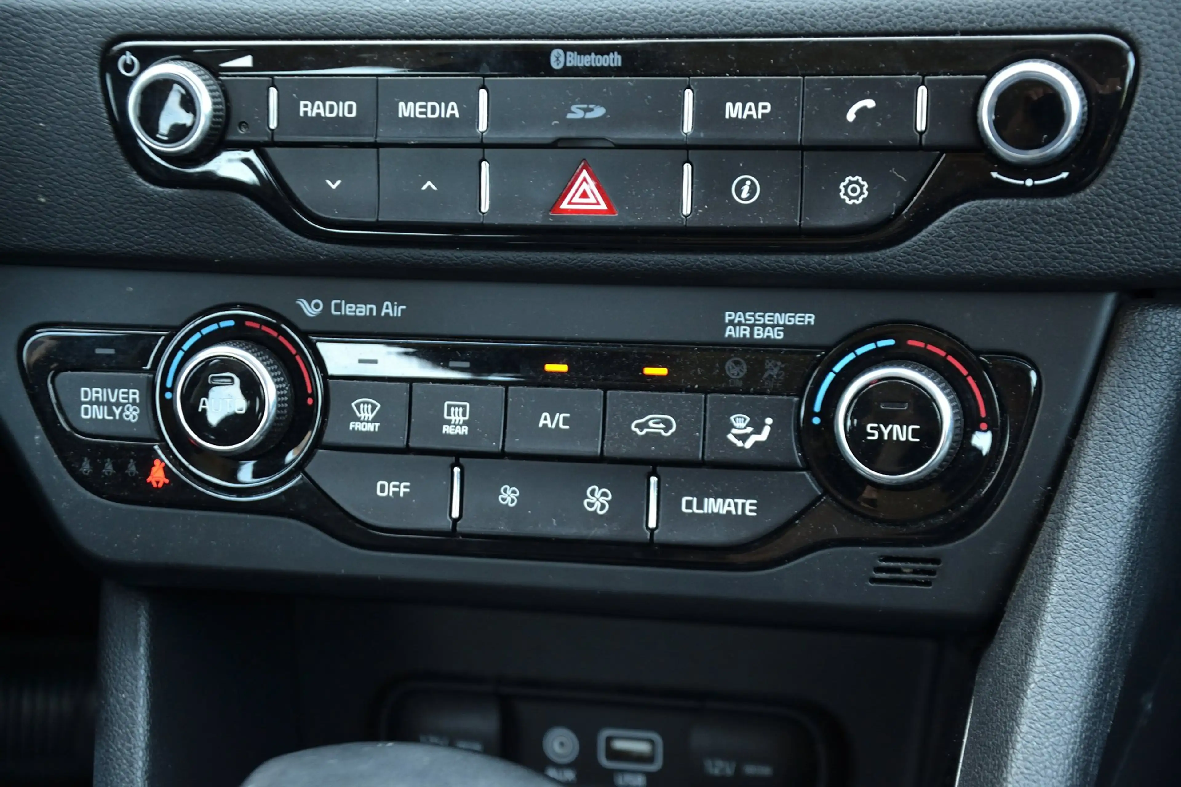 Kia Niro 1.6 GDi Hybrid First Edition | Trekhaak | Navigati — photo 17