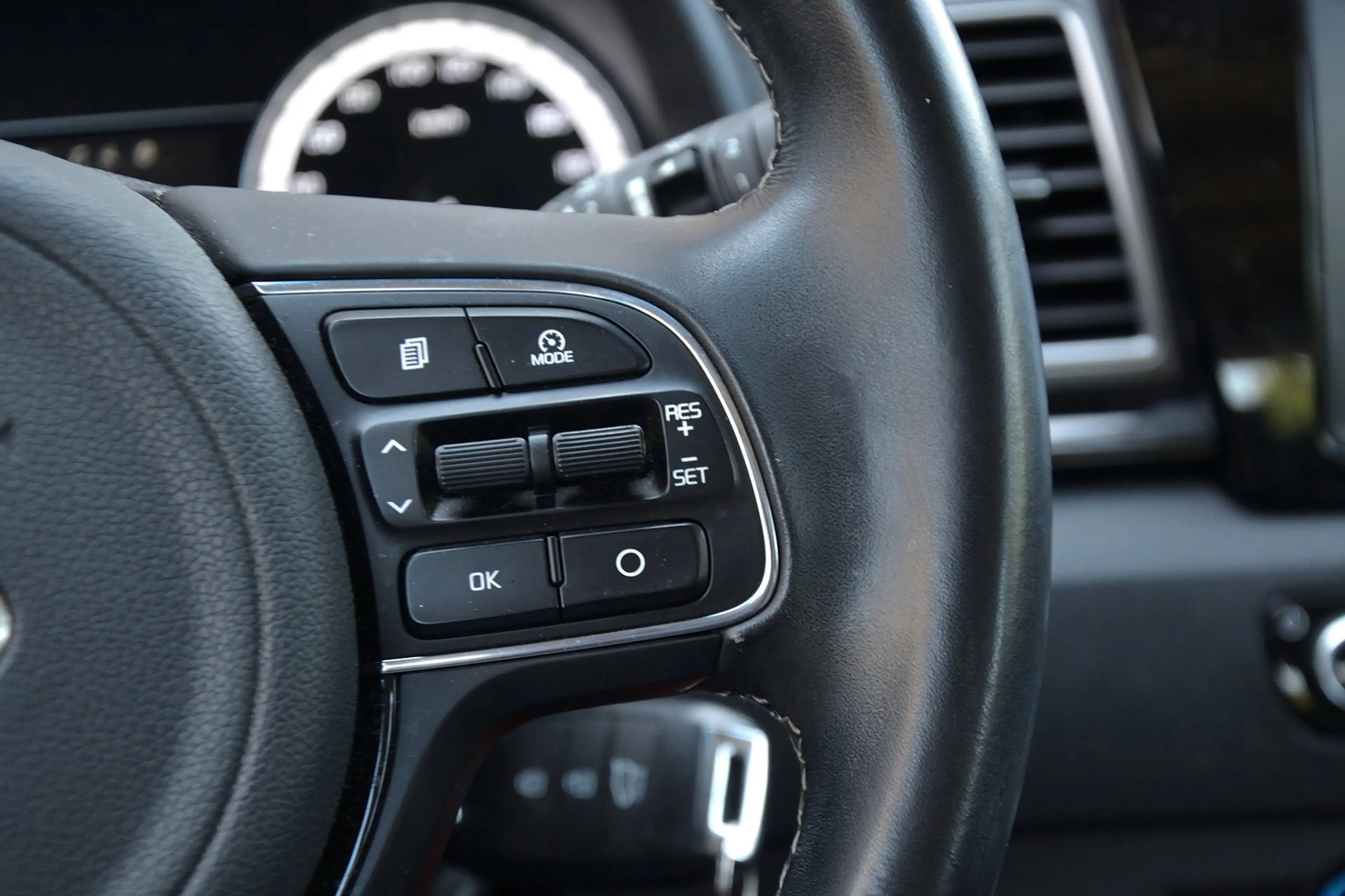 Kia Niro 1.6 GDi Hybrid First Edition | Trekhaak | Navigati — photo 19