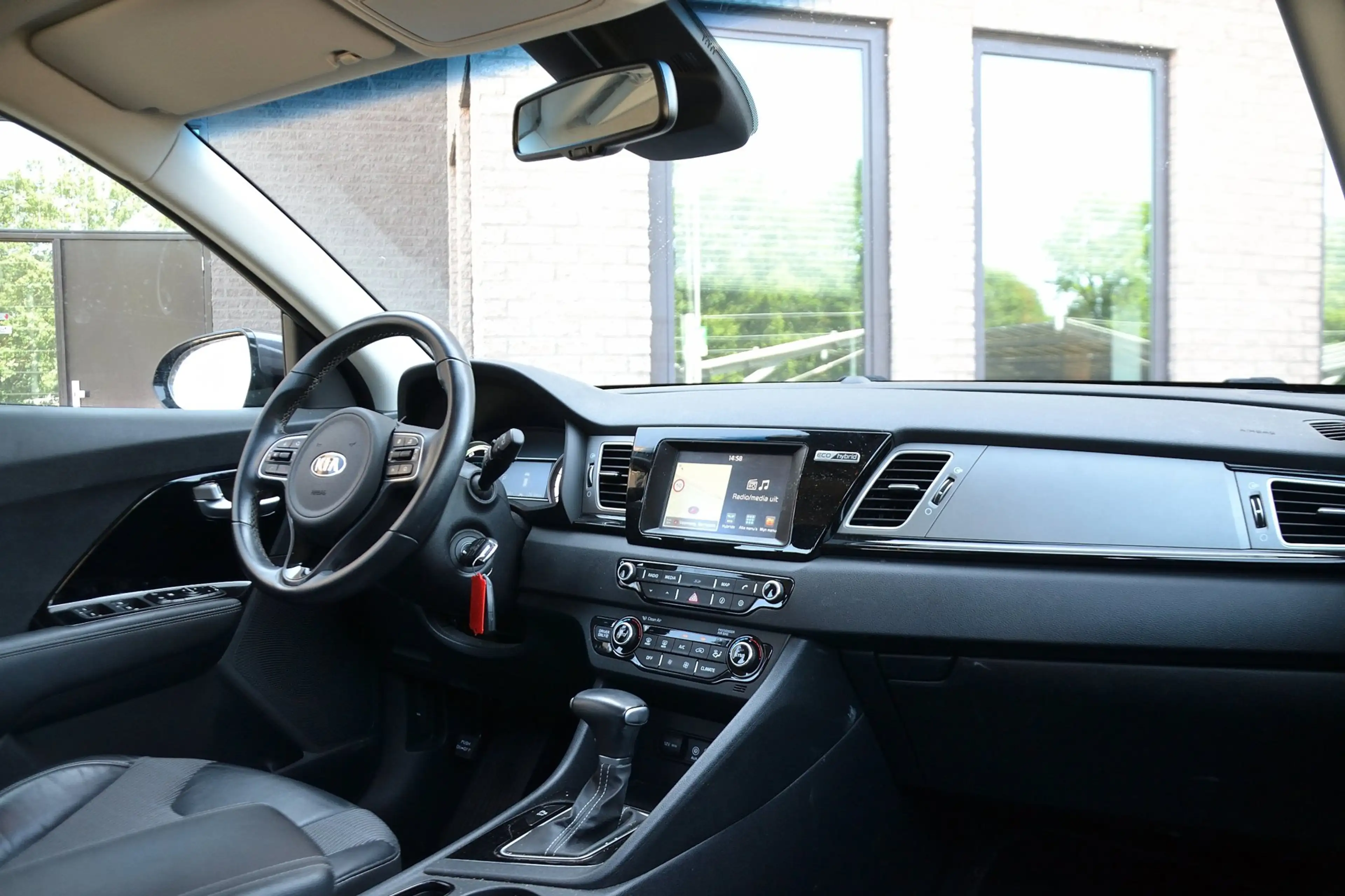 Kia Niro 1.6 GDi Hybrid First Edition | Trekhaak | Navigati — photo 10