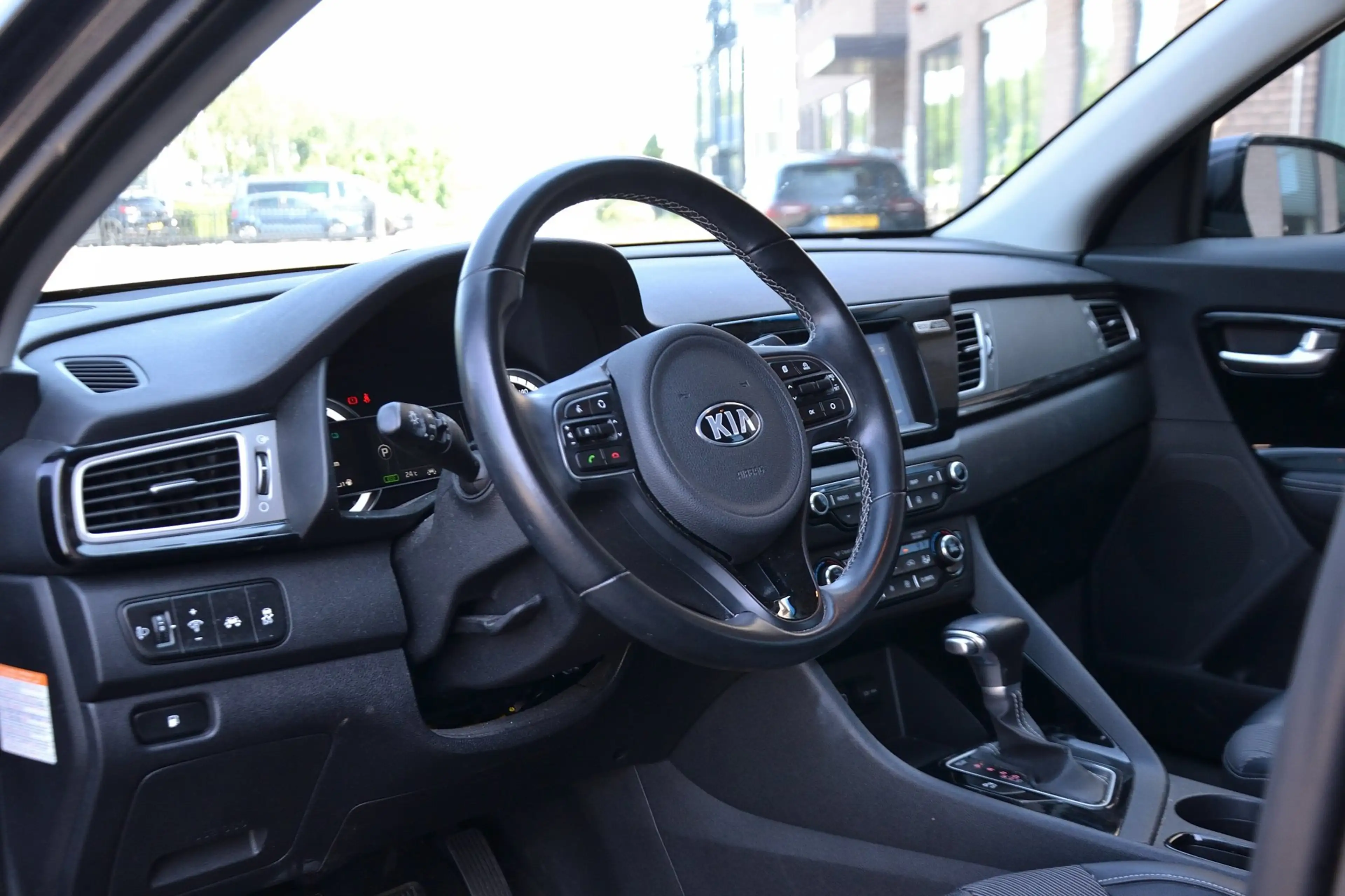 Kia Niro 1.6 GDi Hybrid First Edition | Trekhaak | Navigati — photo 6