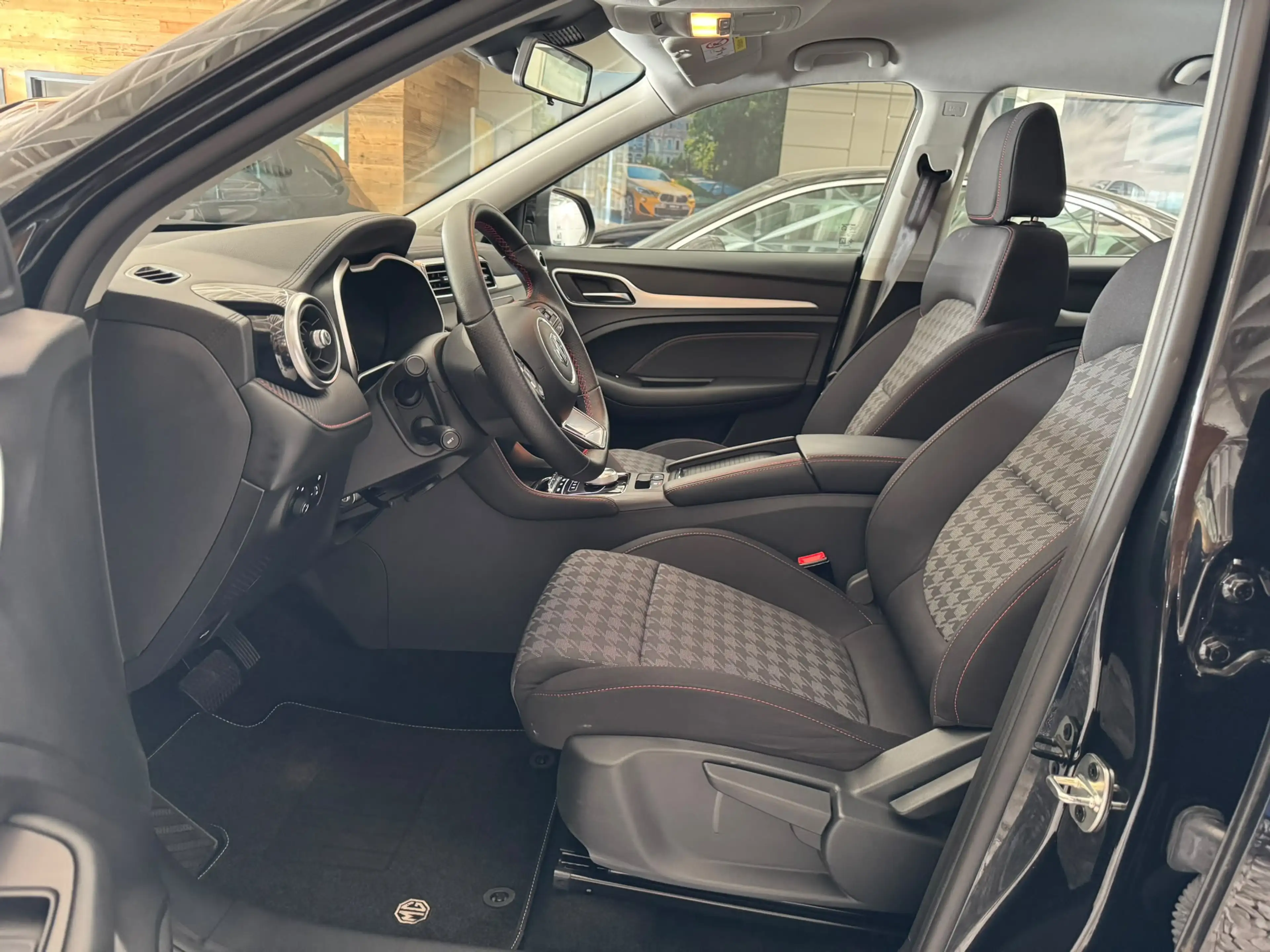 MG ZS Comfort Kam Keyless LED Navi SitzHz — photo 7