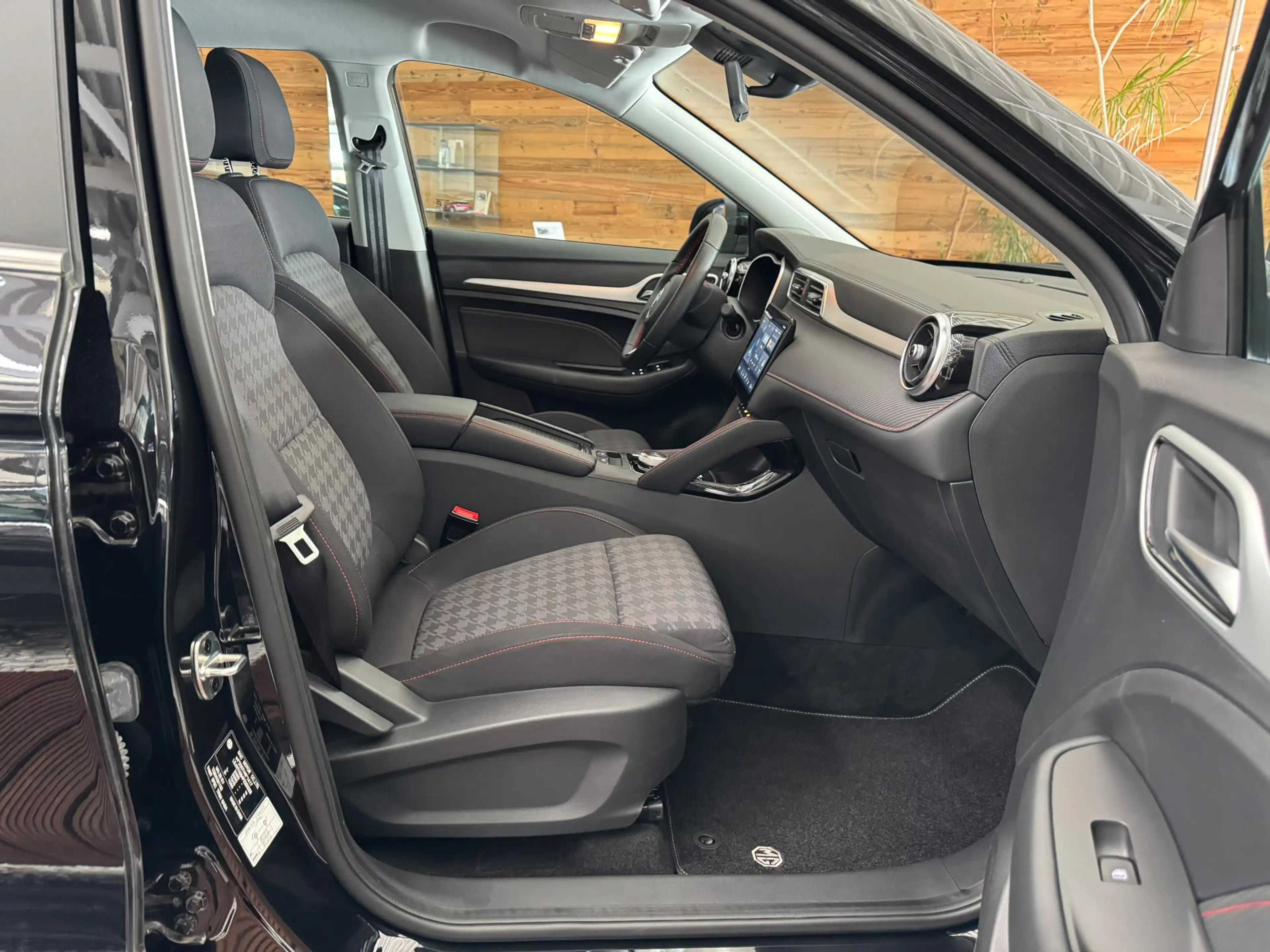 MG ZS Comfort Kam Keyless LED Navi SitzHz — photo 10