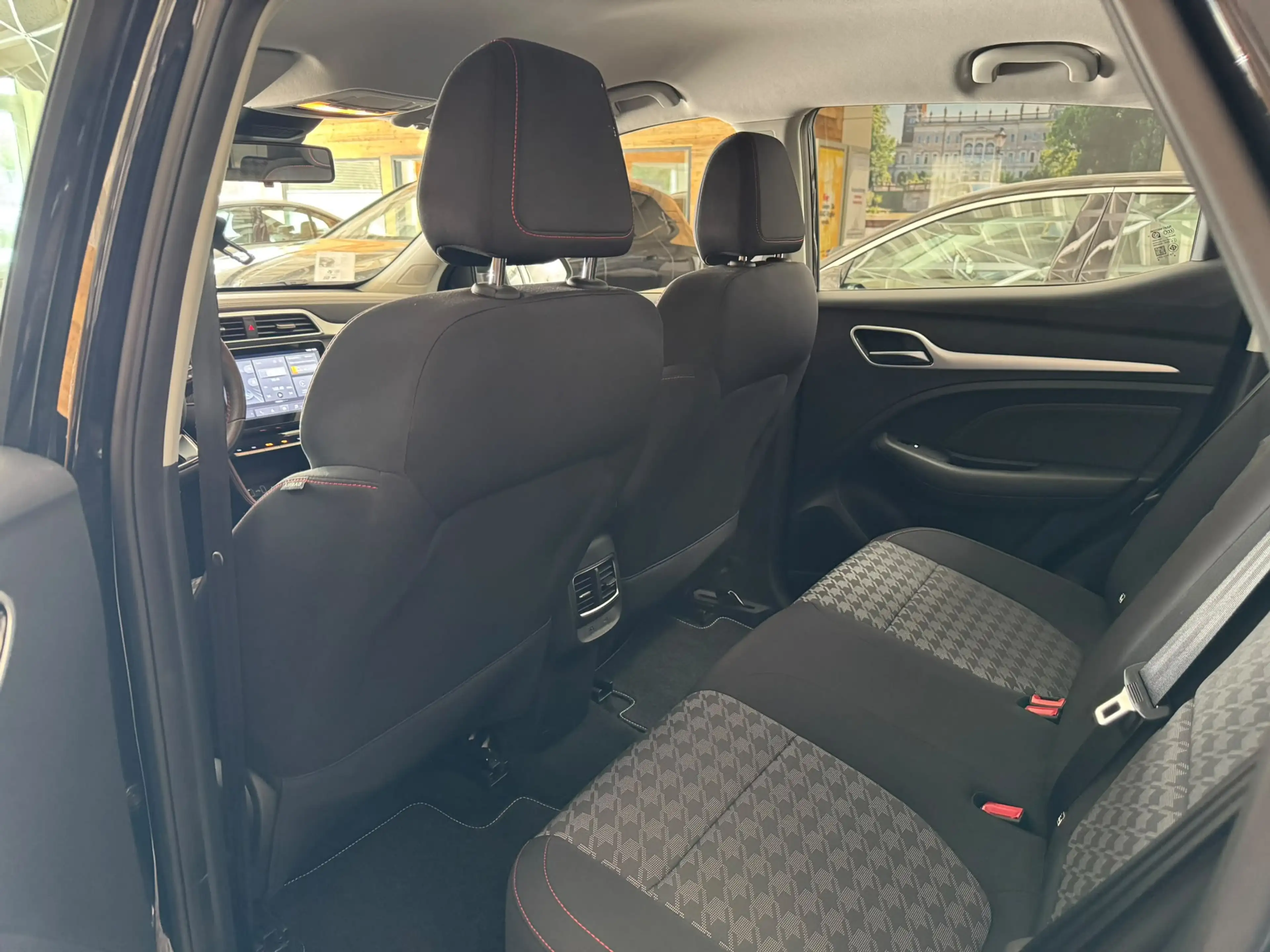 MG ZS Comfort Kam Keyless LED Navi SitzHz — photo 8