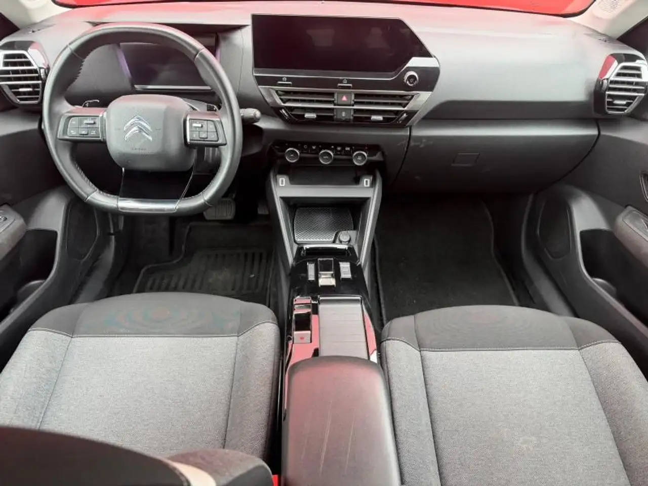 Citroen C4 Berline — photo 8