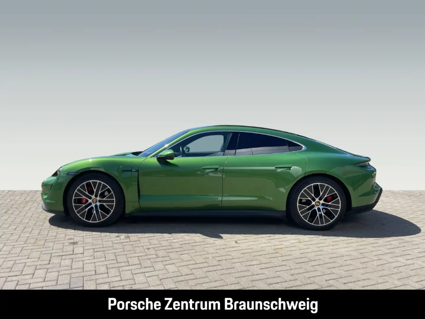 Porsche Taycan BOSE BOSE Panorama LED-Matrix InnoDrive Grün - 2