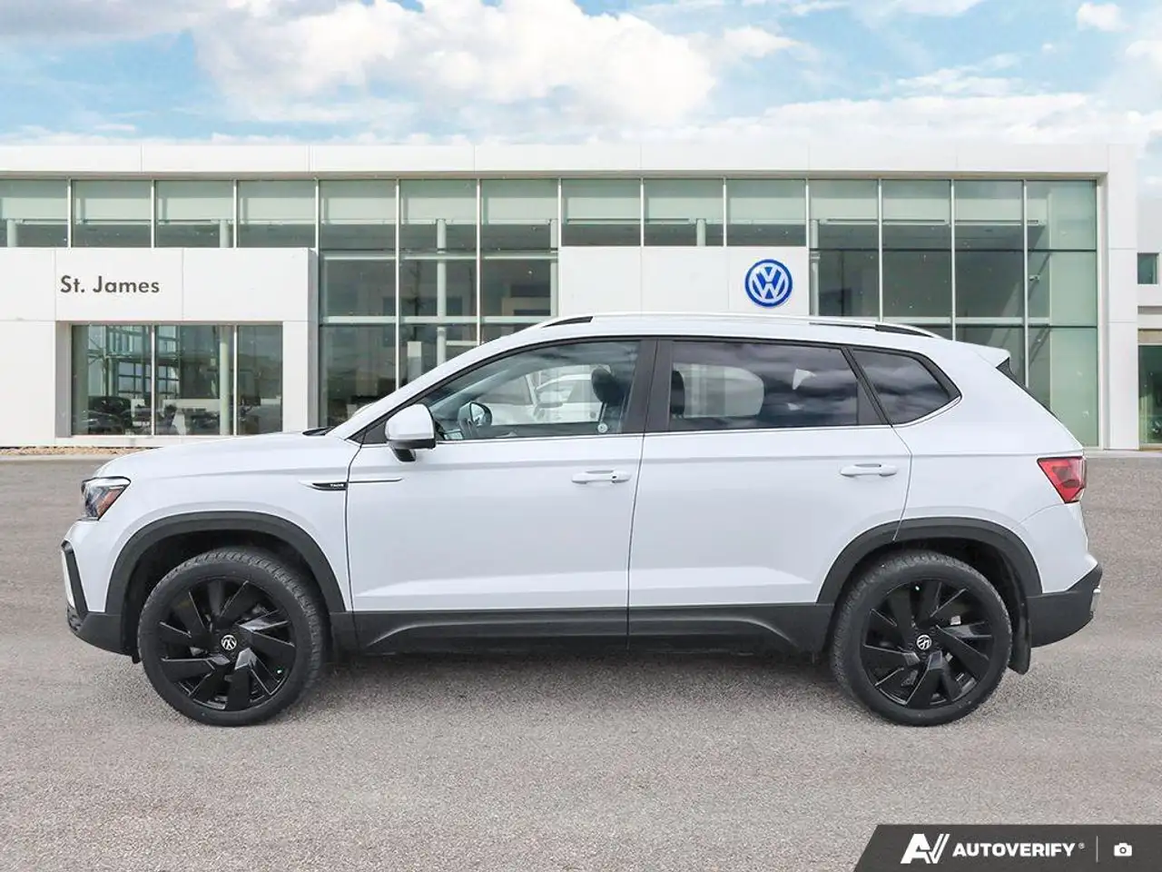 Volkswagen Taos снимка Volkswagen Taos