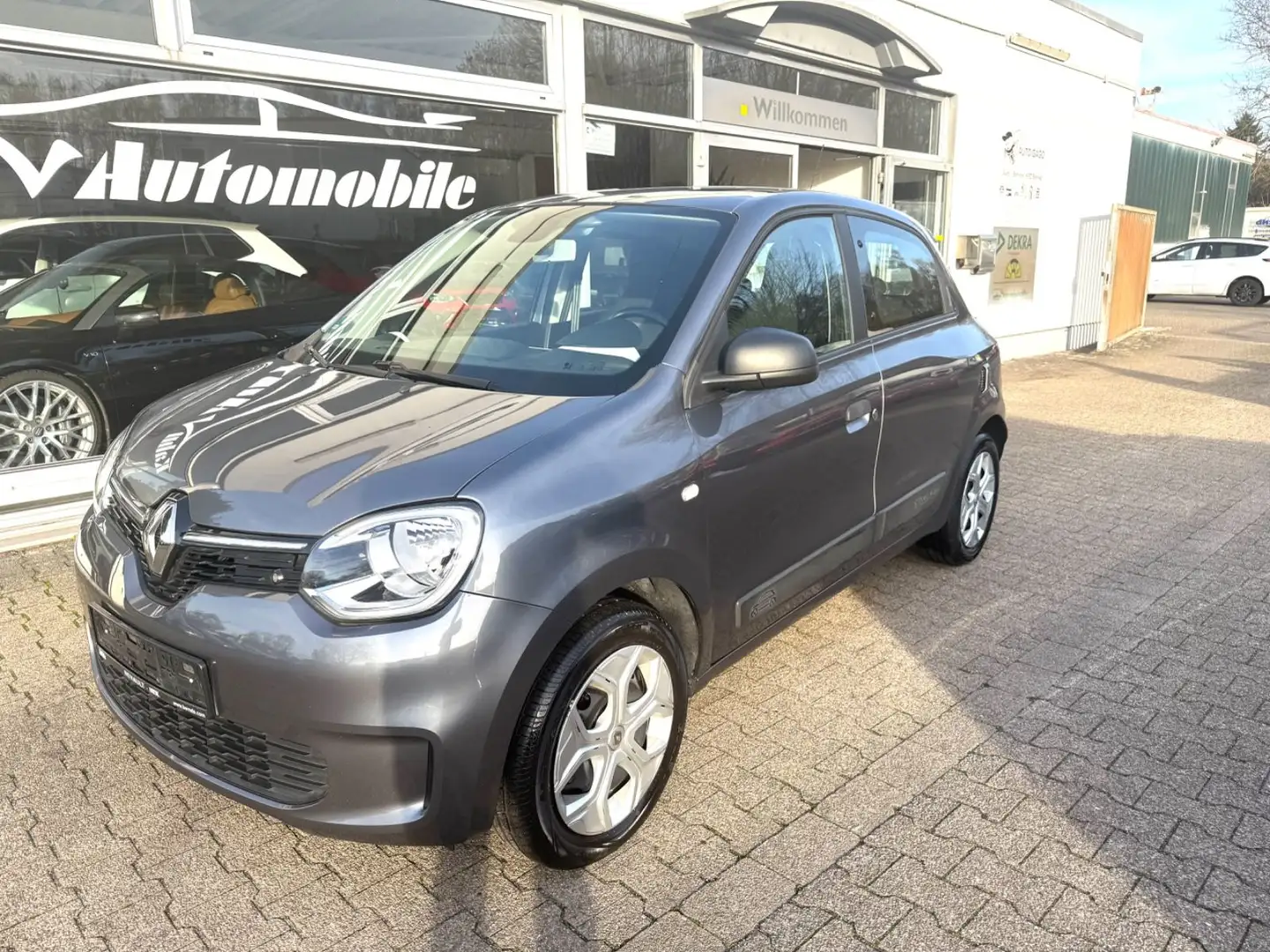 Renault Twingo Life Grau - 1