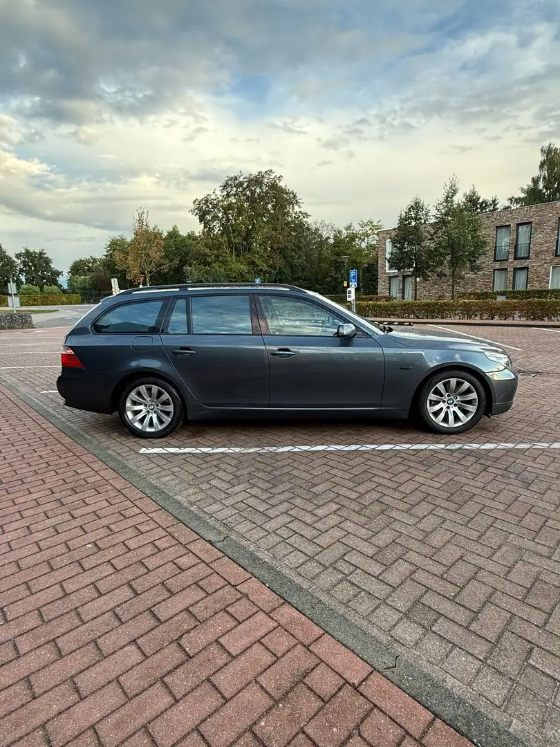 BMW 530 530d Business Line Gris - 2