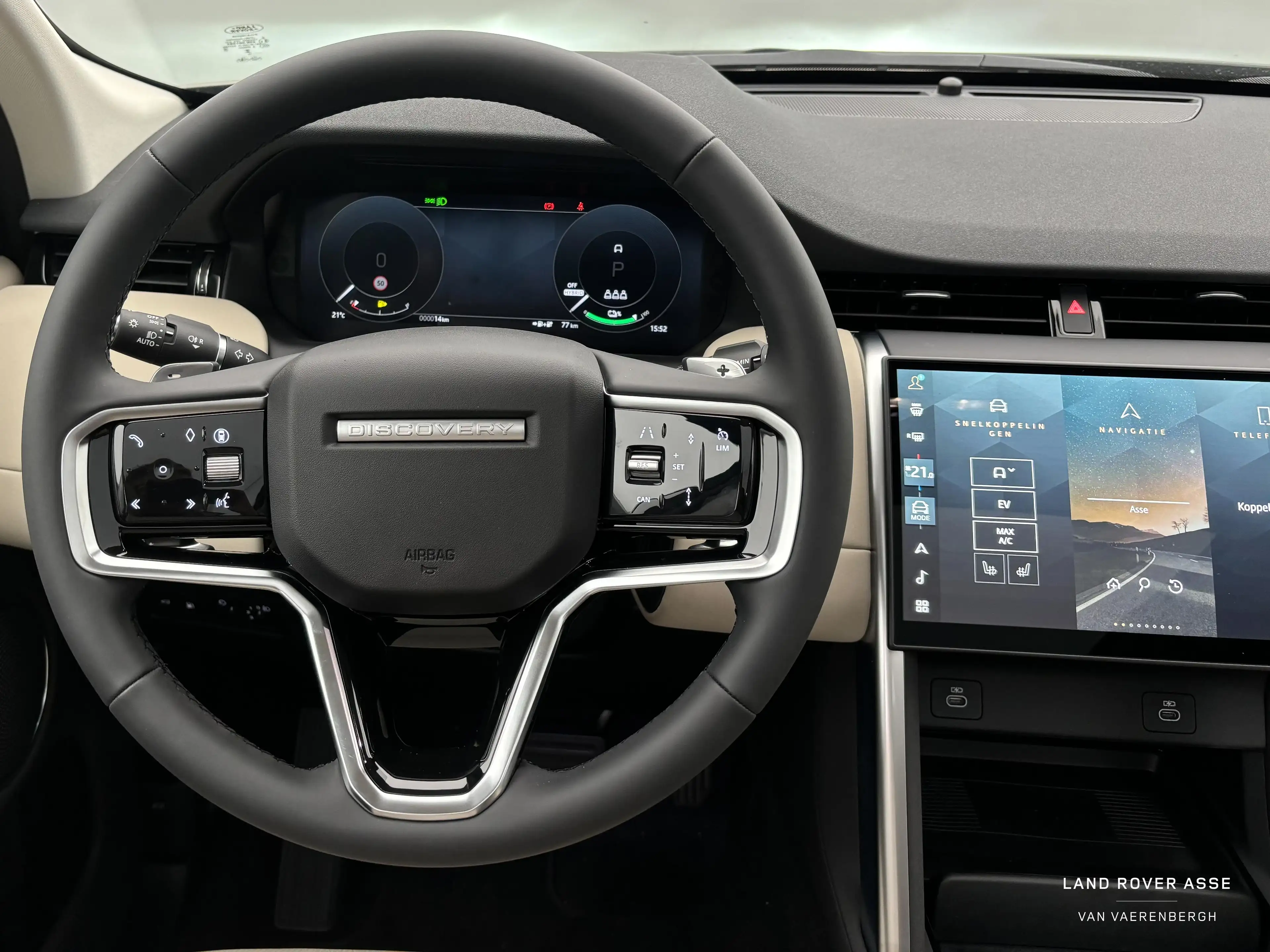 Land Rover Discovery Sport P270e S AWD — photo 11