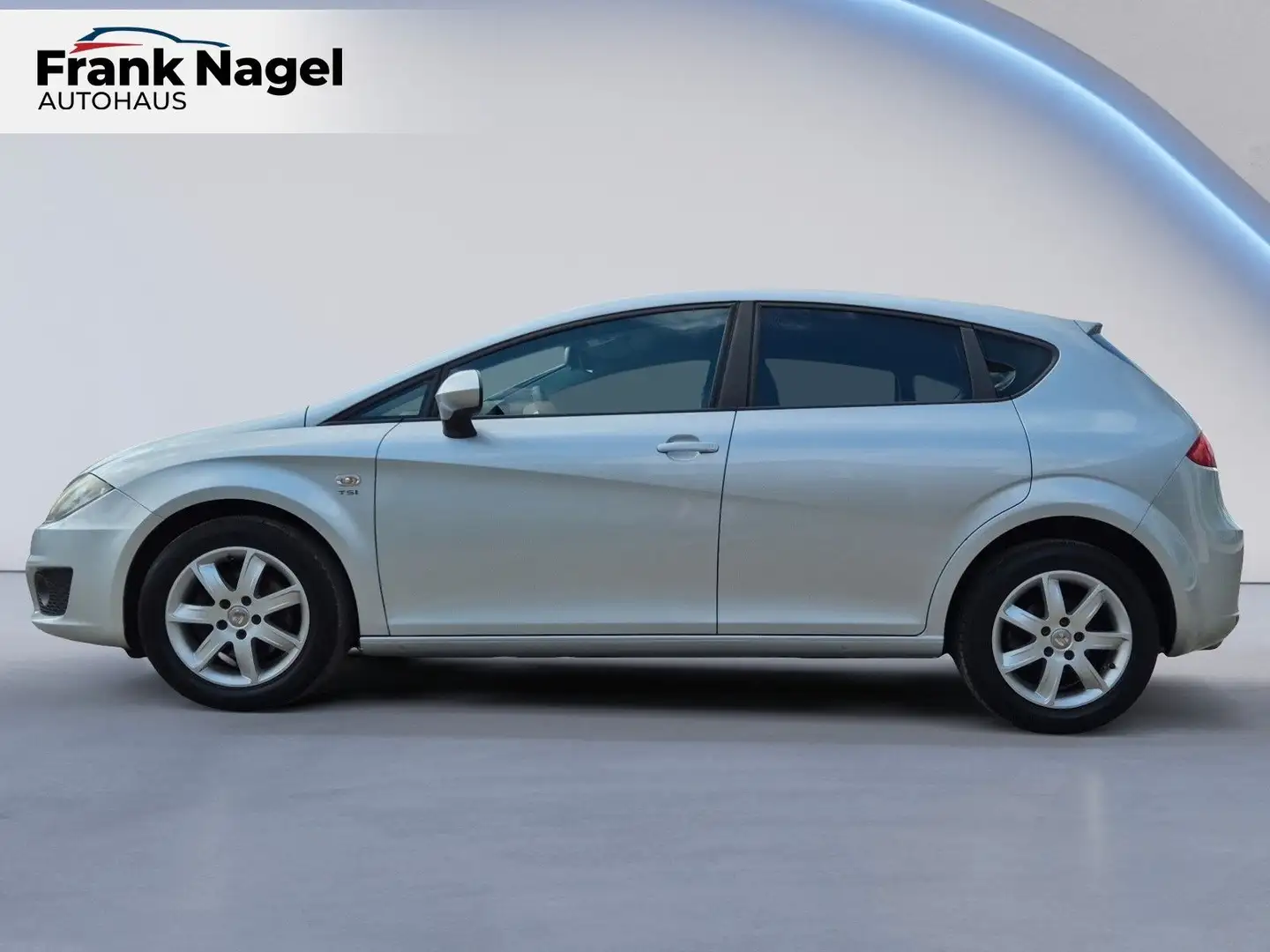 SEAT Leon Reference 1.4 TSI Silber - 2