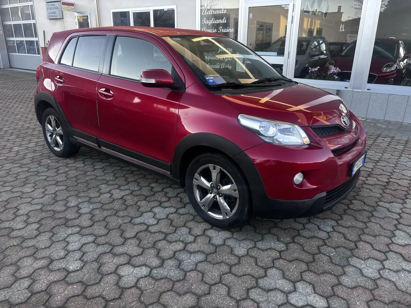 Toyota Urban Cruiser 1.4 d-4d Lounge X Awd - 2