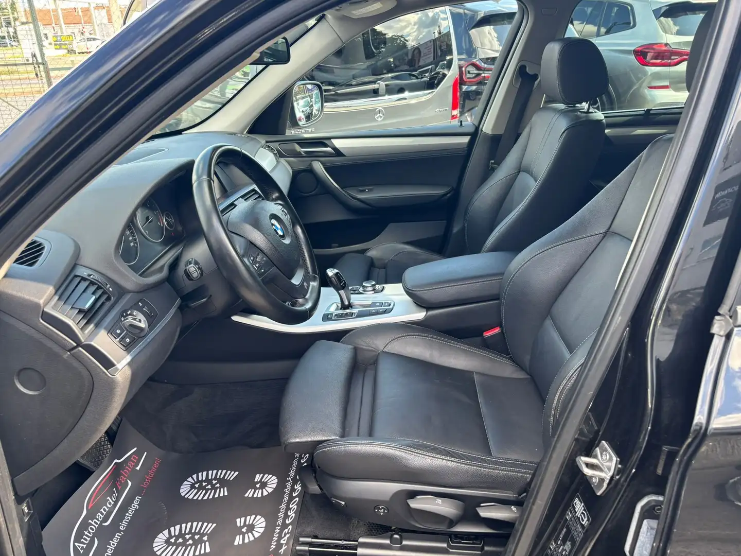 BMW X3 xDrive30d Autom. 258PS **M PAKET** Leder Hifi top Schwarz - 2