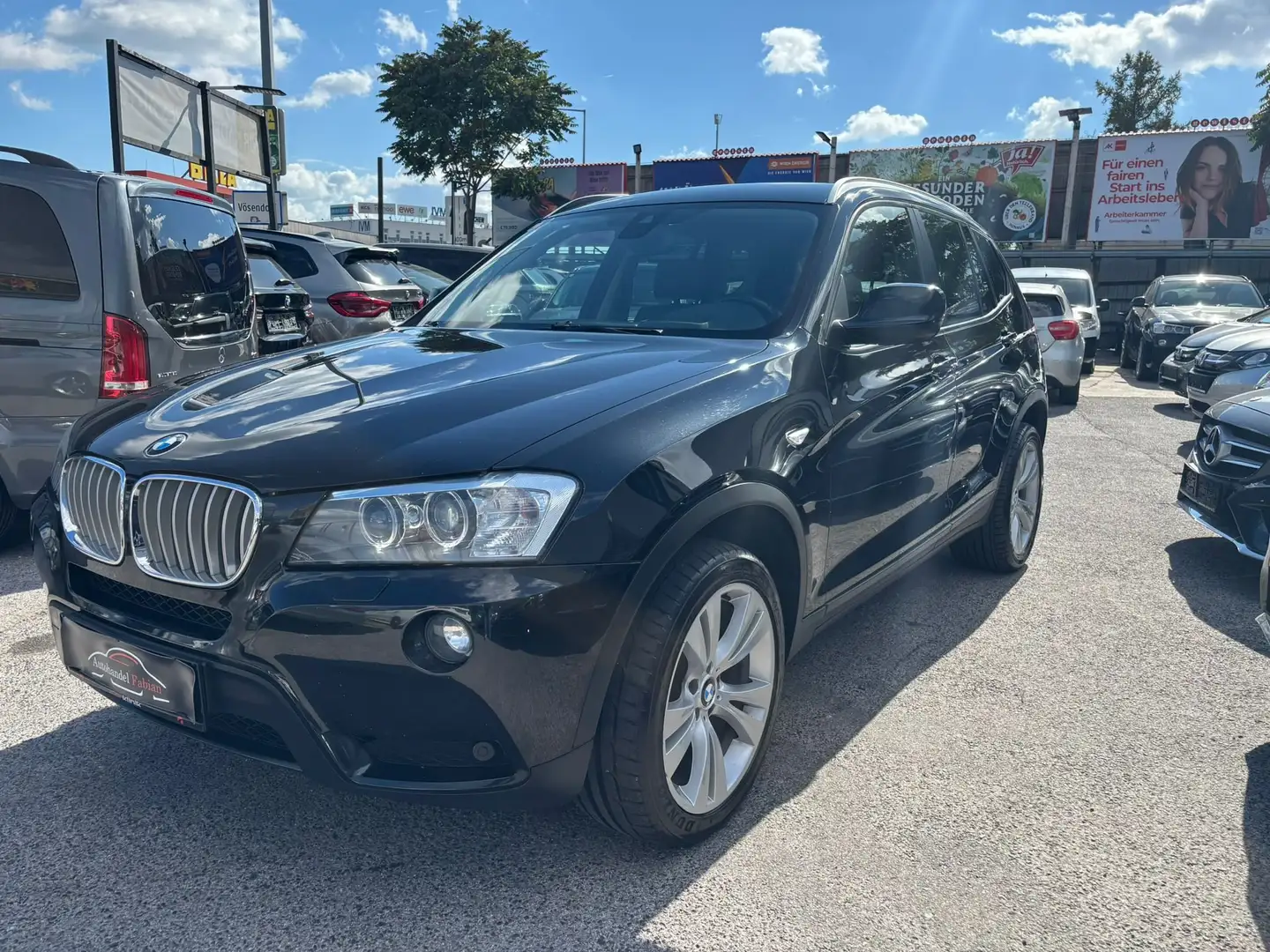 BMW X3 xDrive30d Autom. 258PS **M PAKET** Leder Hifi top Schwarz - 1