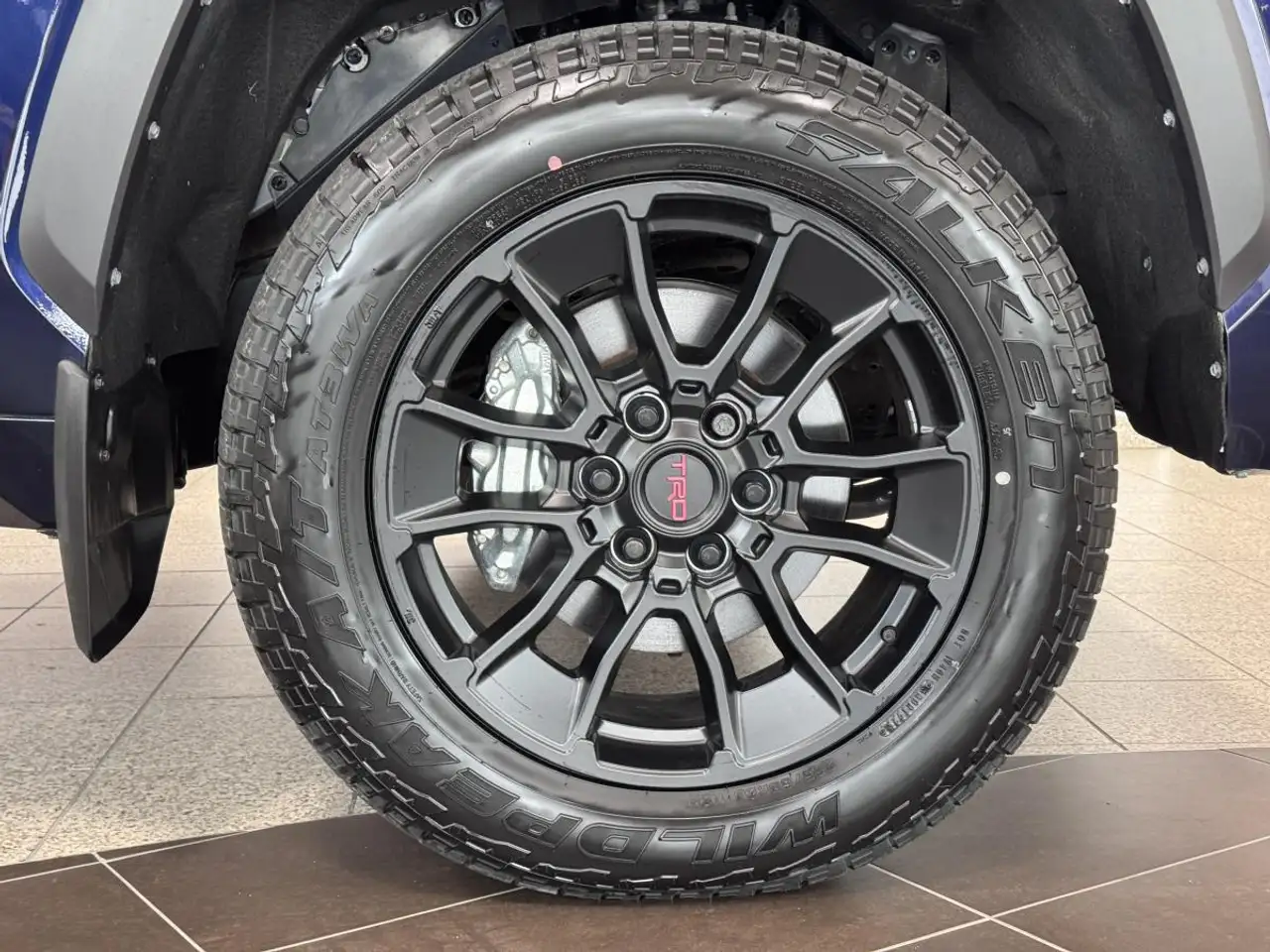 Toyota Tundra снимка Toyota Tundra