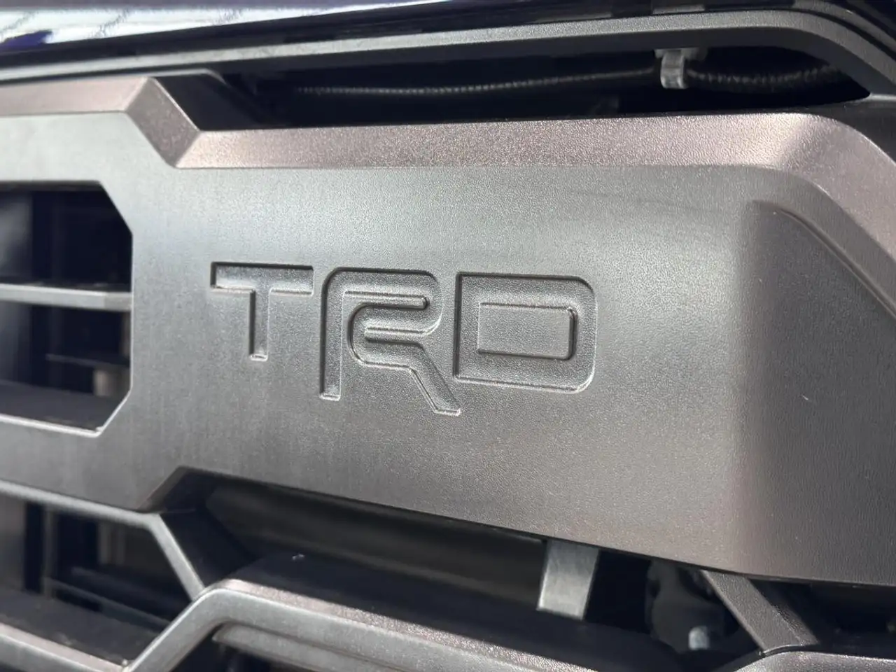 Toyota Tundra снимка Toyota Tundra