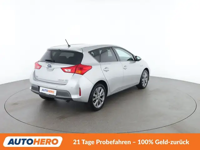 Toyota Auris view 6