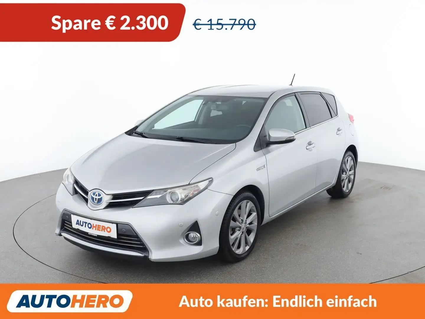 Toyota Auris 1.8 Hybrid Lounge Grau - 1