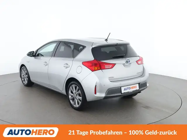 Toyota Auris view 4