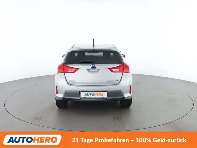 Toyota Auris view 5