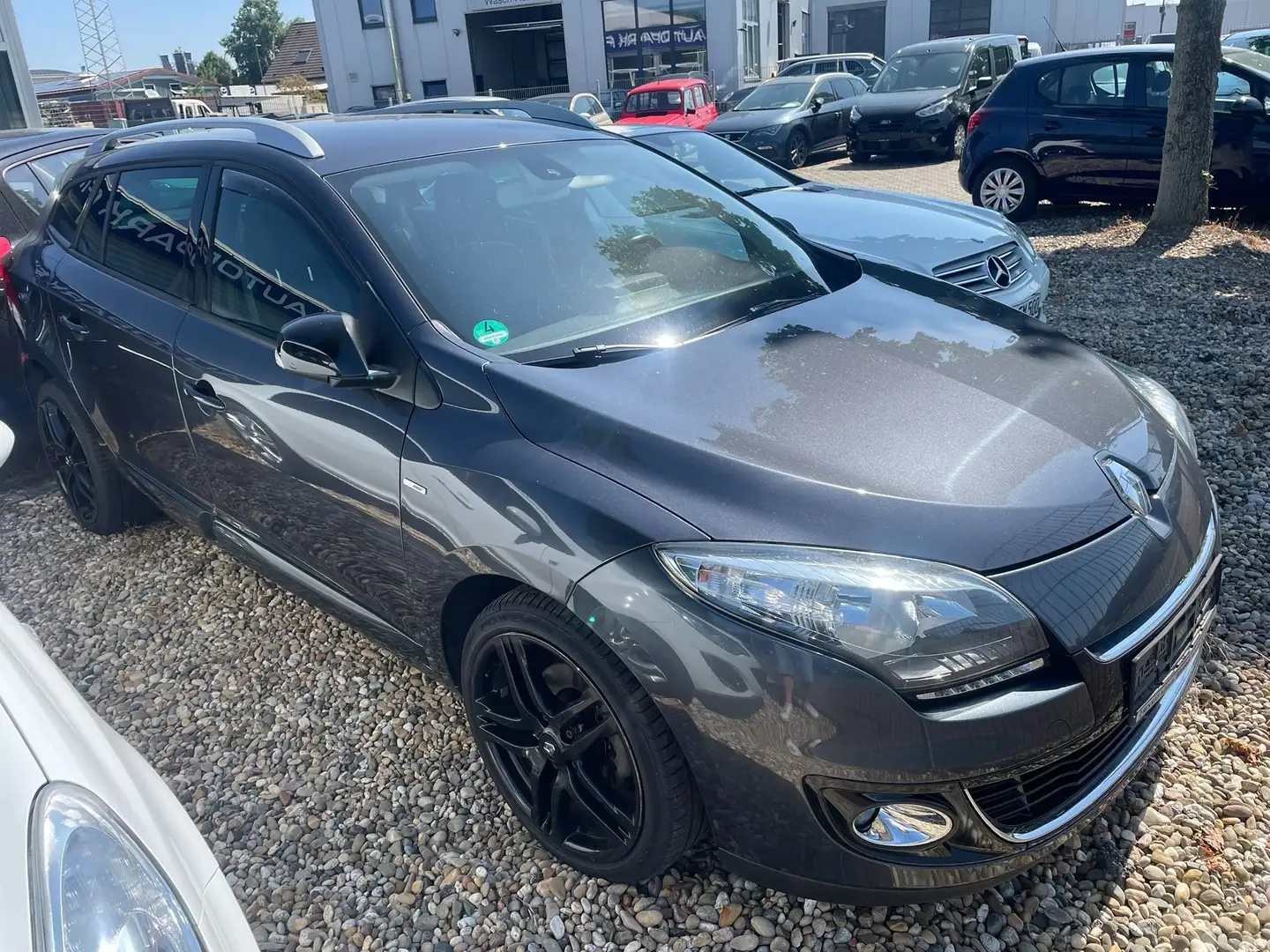 Renault Megane BOSE Edition aus 2.Hand+Automatik für !!Export! - 2
