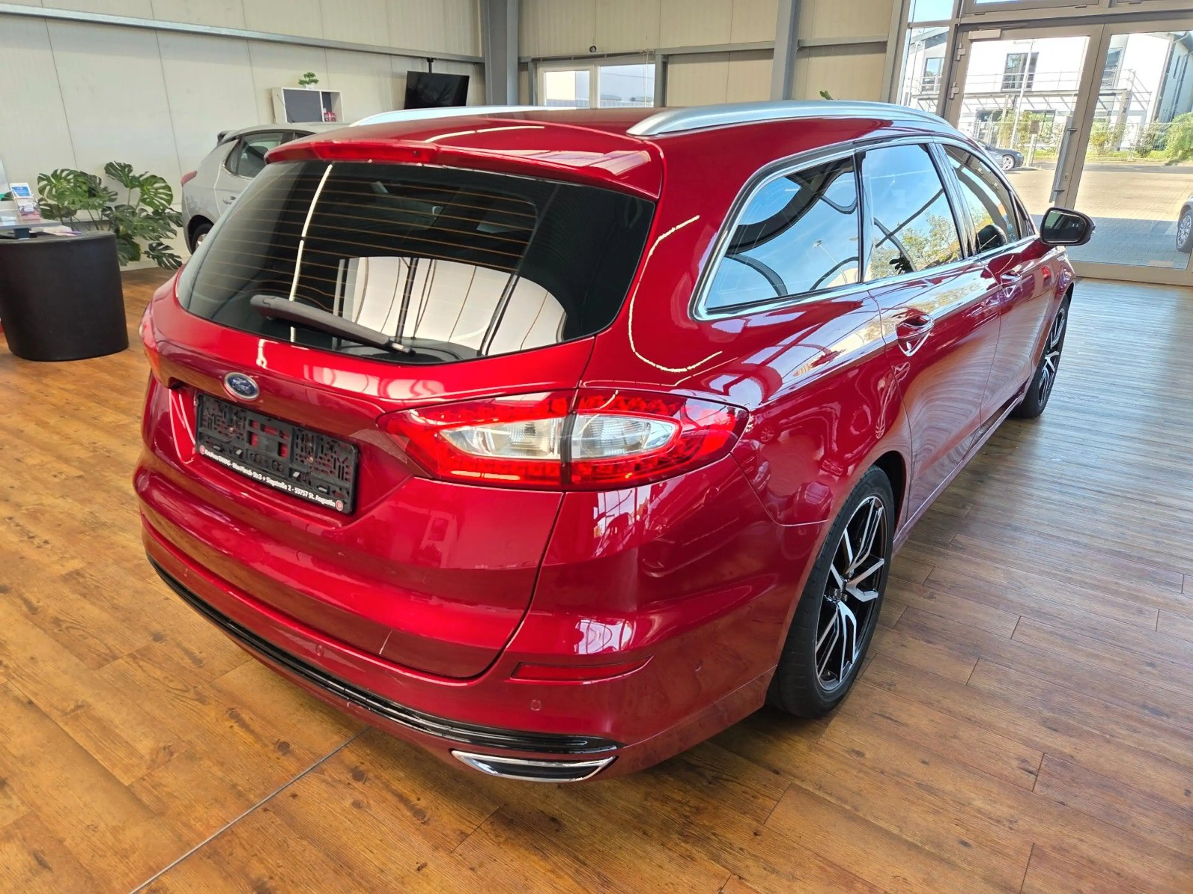 Ford Mondeo Turnier Titanium — photo 6