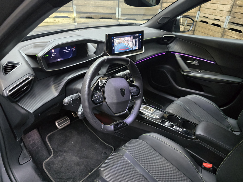 Peugeot e-2008 EV GT 54 kWh Navi LED Clima Cruise Camera LM — photo 3