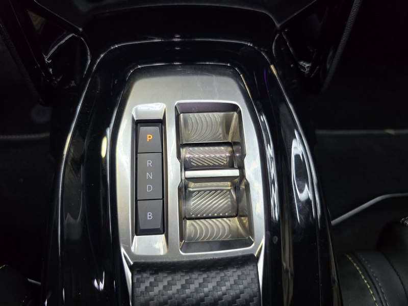 Peugeot e-2008 EV GT 54 kWh Navi LED Clima Cruise Camera LM — photo 14