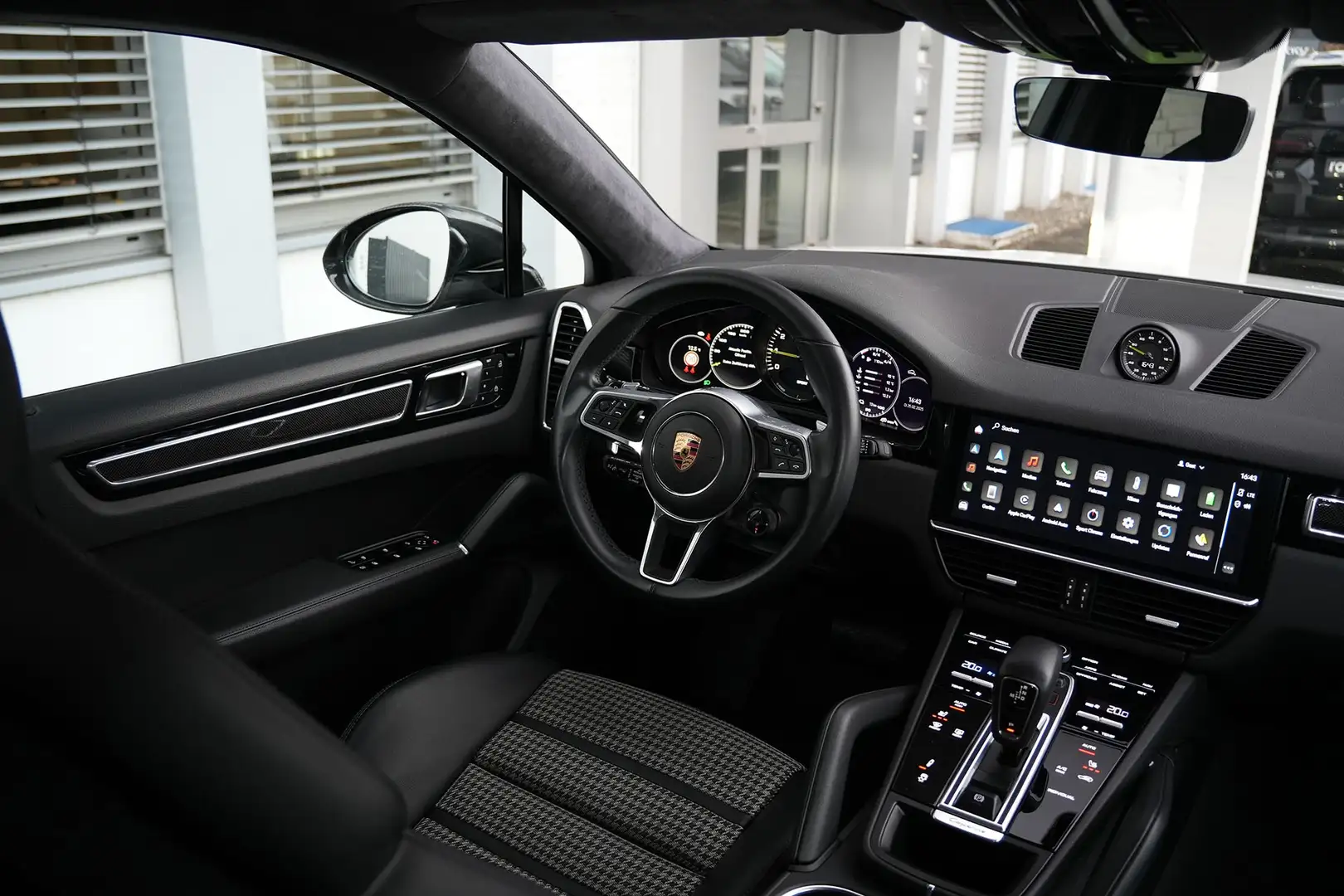 Porsche Cayenne E-Hybrid Coupé LEICHTBAU SPORTPAKET-ACC-BOSE-22 Grijs - 2