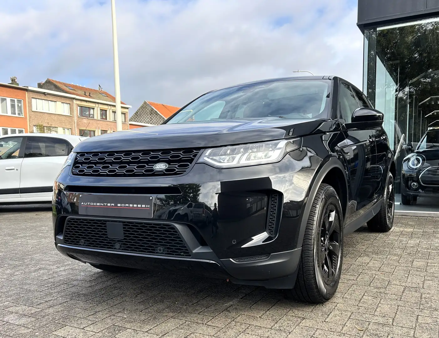 Land Rover Discovery Sport 2.0 D165 SE - 21.279 KM!! Schwarz - 1
