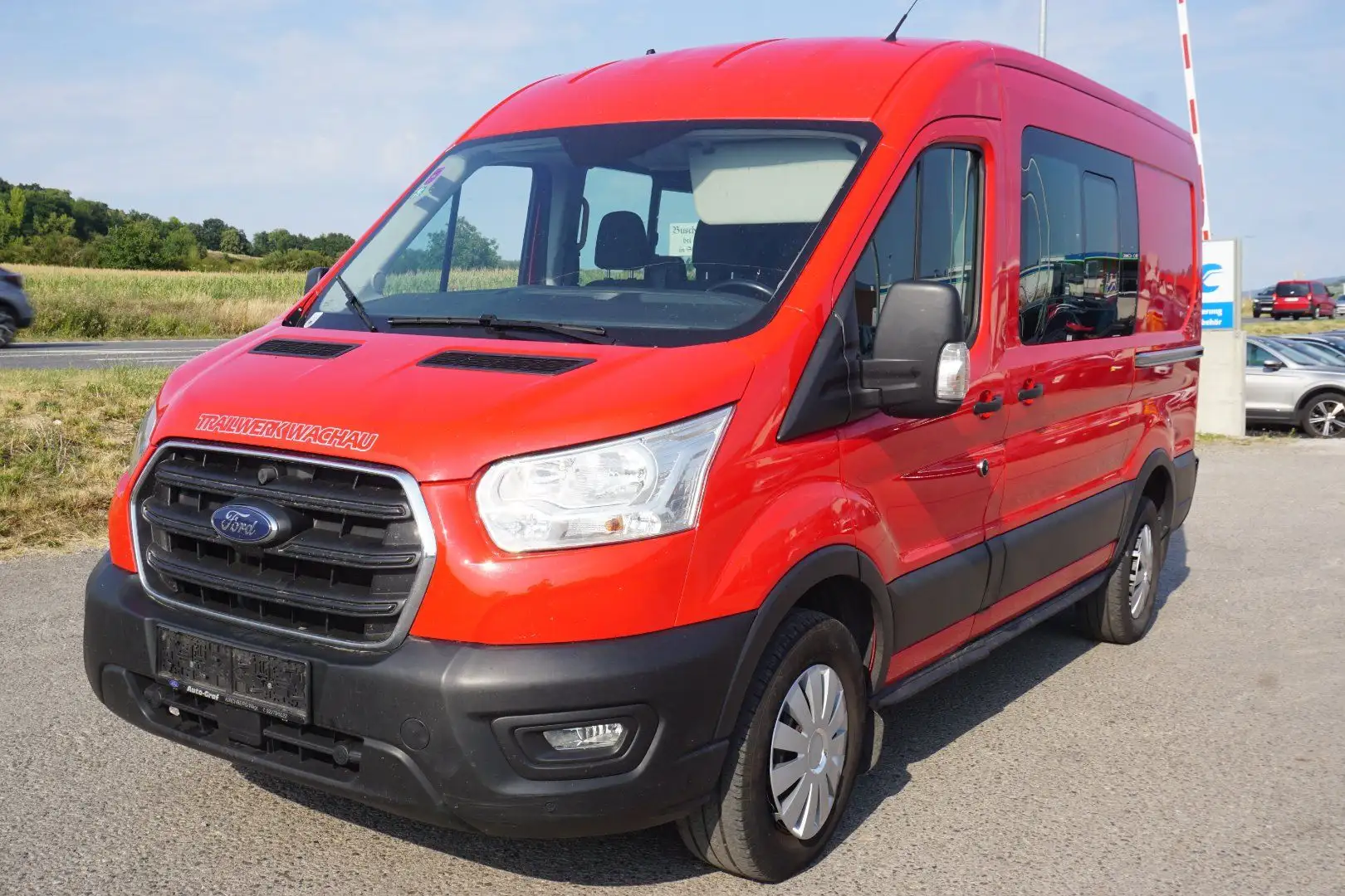 Ford Transit FT 350 (TTS) 2.0 TDCi DPF 350 L2 Trend AWD Rot - 2