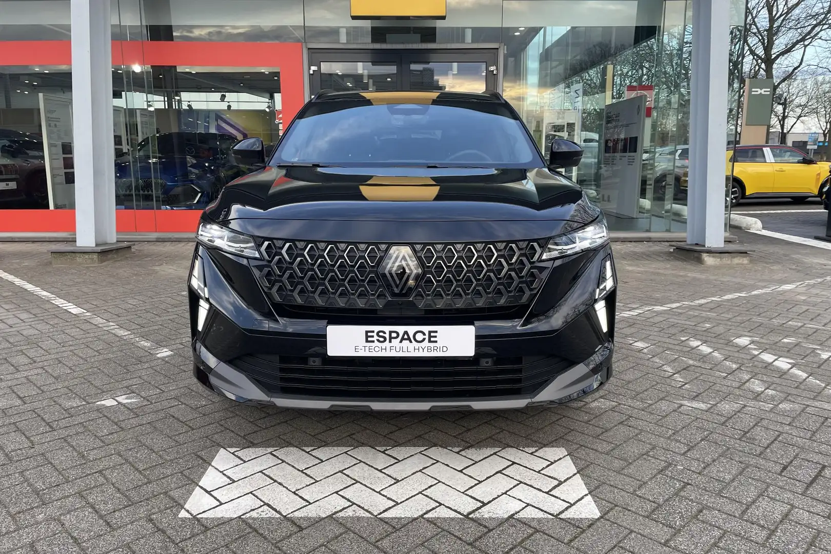 Renault Espace E-Tech full hybrid 200 esprit Alpine 7p. Pack arou Schwarz - 2