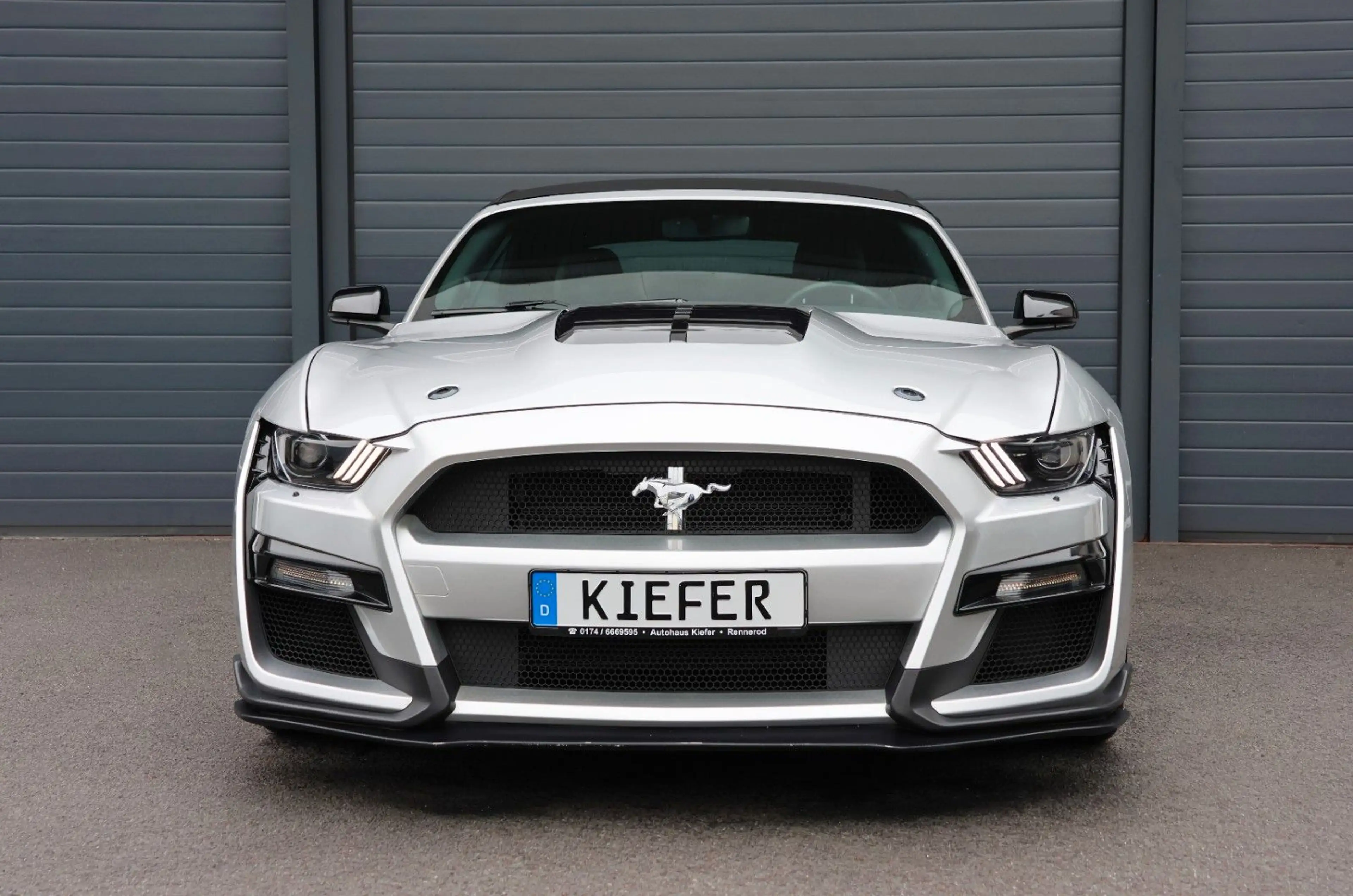 Ford Mustang 3.7 V6 Cabrio/Automatik/Xenon/KAMERA/R19 — photo 2