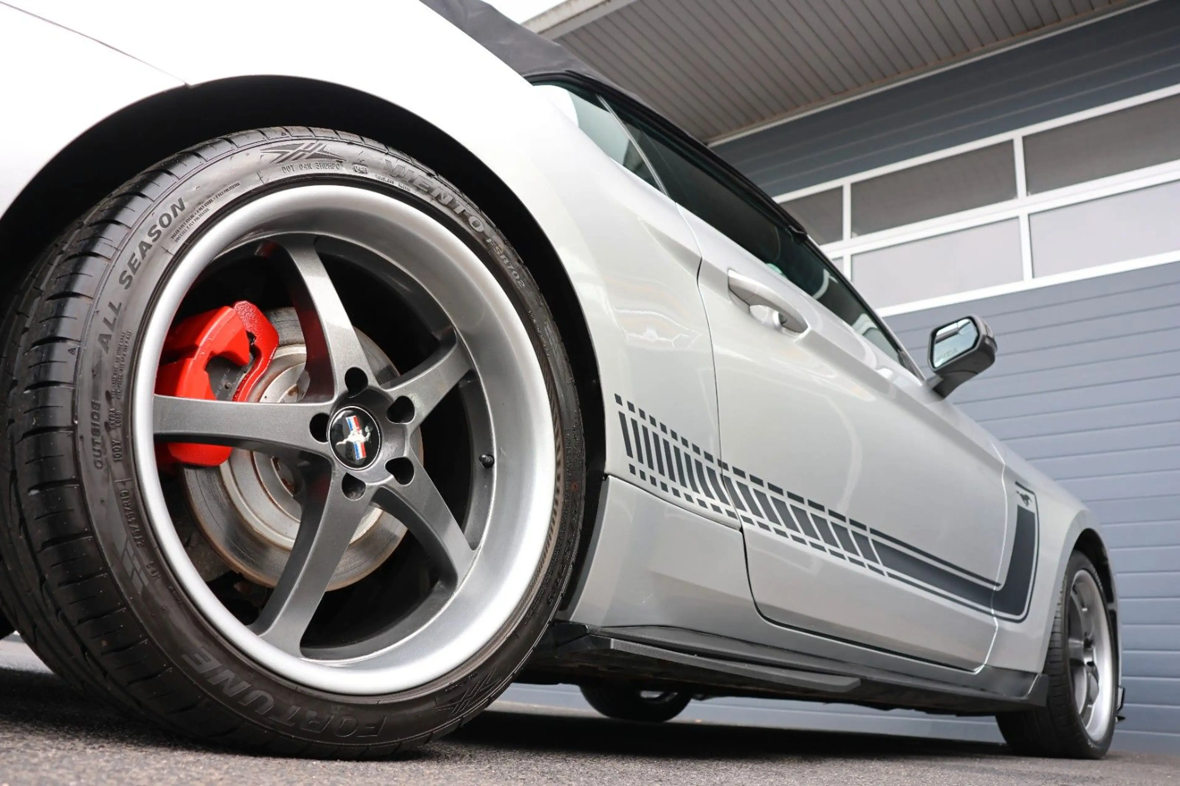 Ford Mustang 3.7 V6 Cabrio/Automatik/Xenon/KAMERA/R19 — photo 13