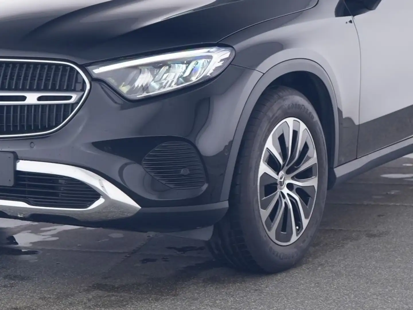 Mercedes-Benz GLC 220 d 4M*AHK*Distro*Totwink*LED*360*Memory* Schwarz - 2
